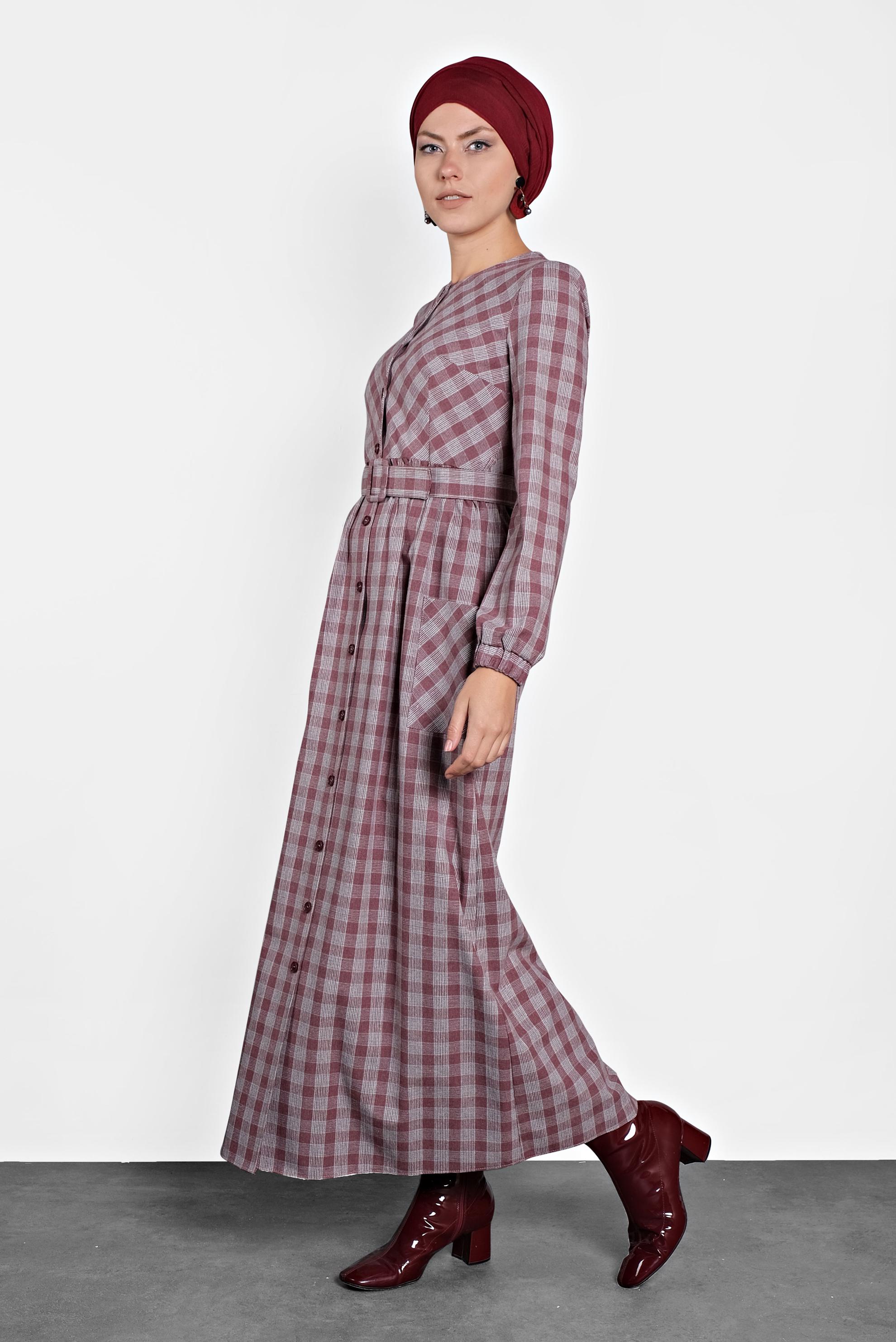 Tesettür giyim BORDO PAMUKLU KEMERLİ EKOSE DESEN  ELBİSE 40177 