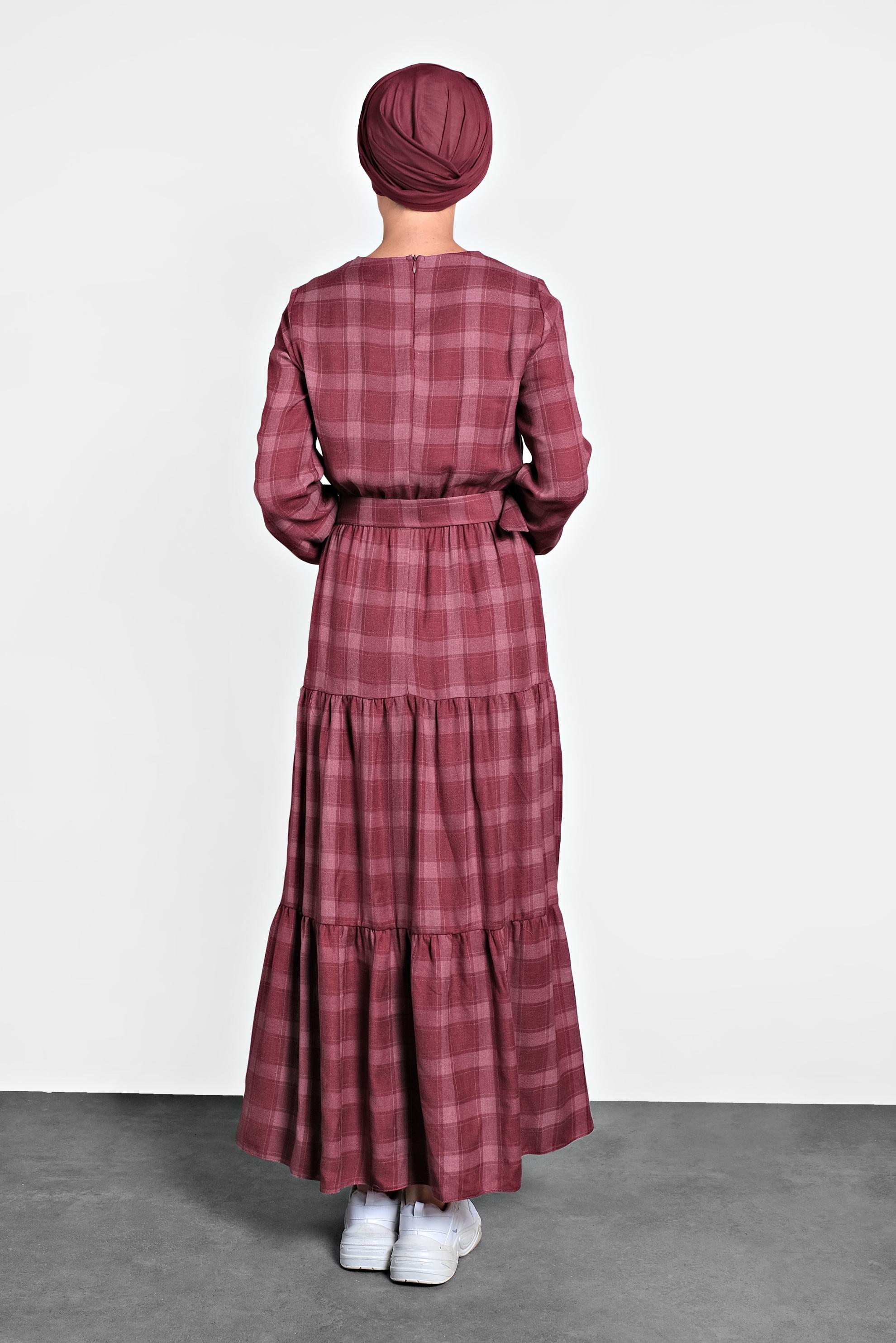 Tesettür giyim BORDO EKOSE DESEN KEMERLİ ELBİSE 40179 