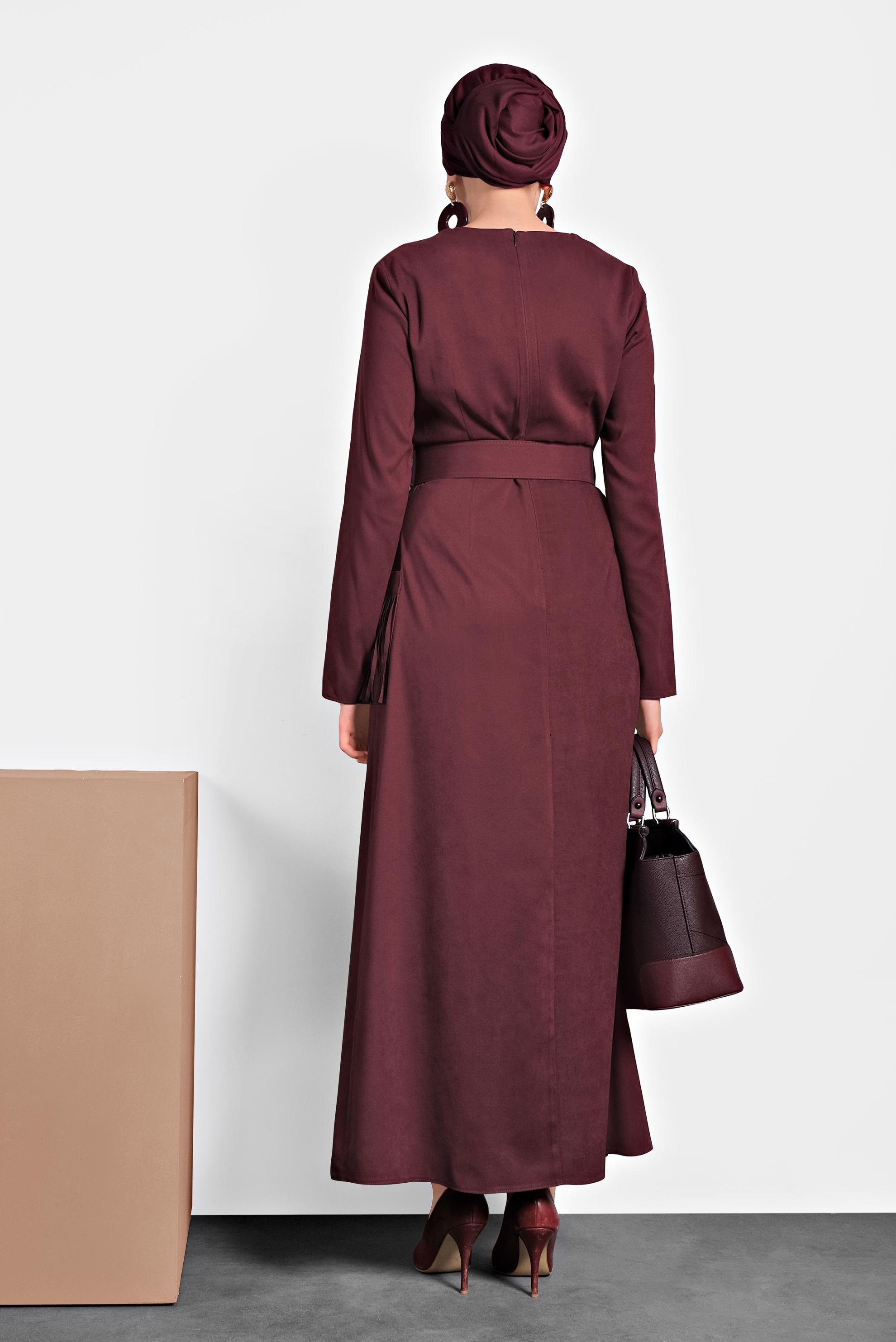 Tesettür giyim BORDO CEPLERİ PÜSKÜLLÜ SÜET ELBİSE 40192