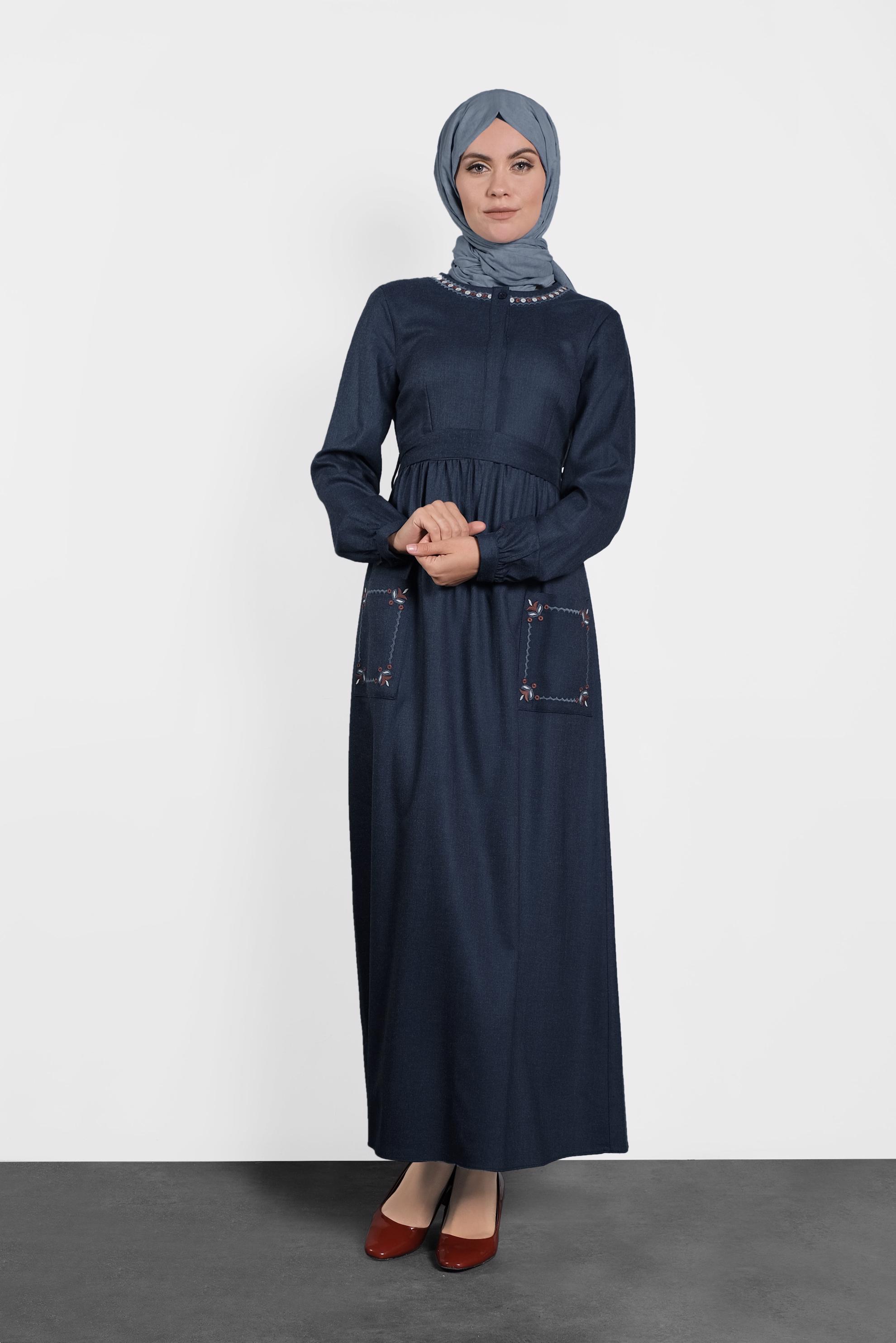 Tesettür giyim LACİVERT NAKIŞLI ELBİSE 40193