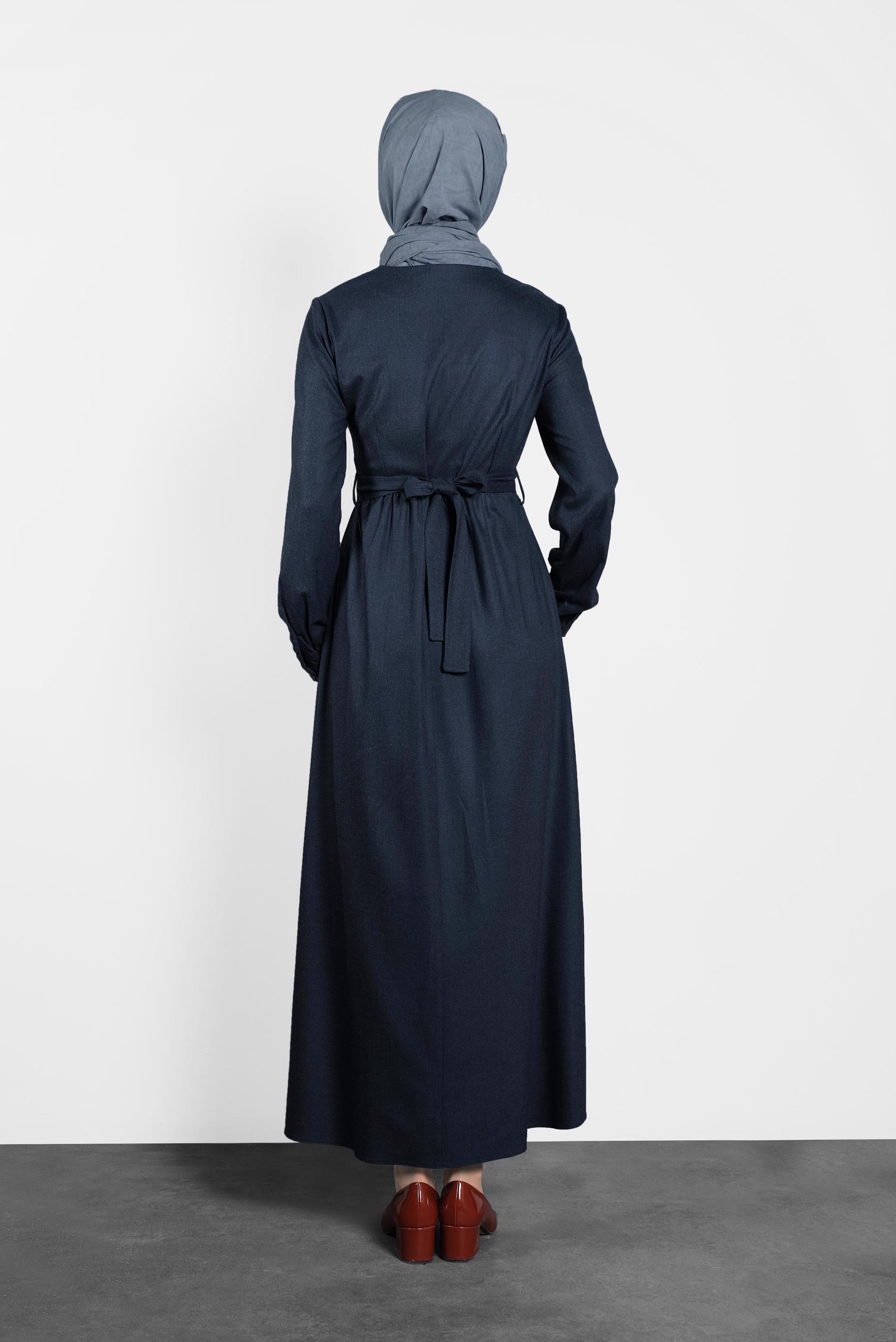 Tesettür giyim LACİVERT NAKIŞLI ELBİSE 40193