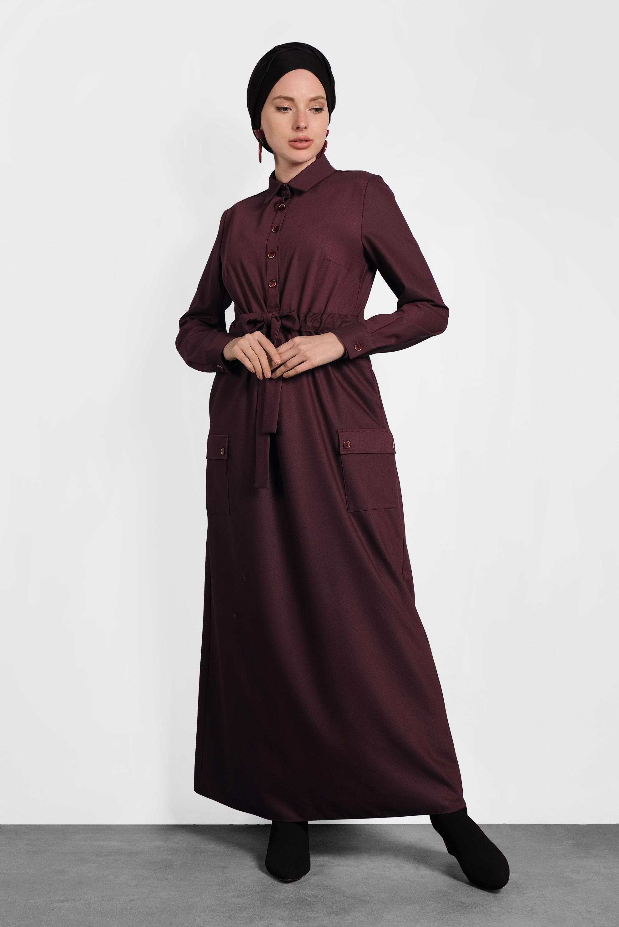 Tesettür giyim BORDO DÜĞMELİ BELDEN BAĞLAMALI ELBİSE 40194 