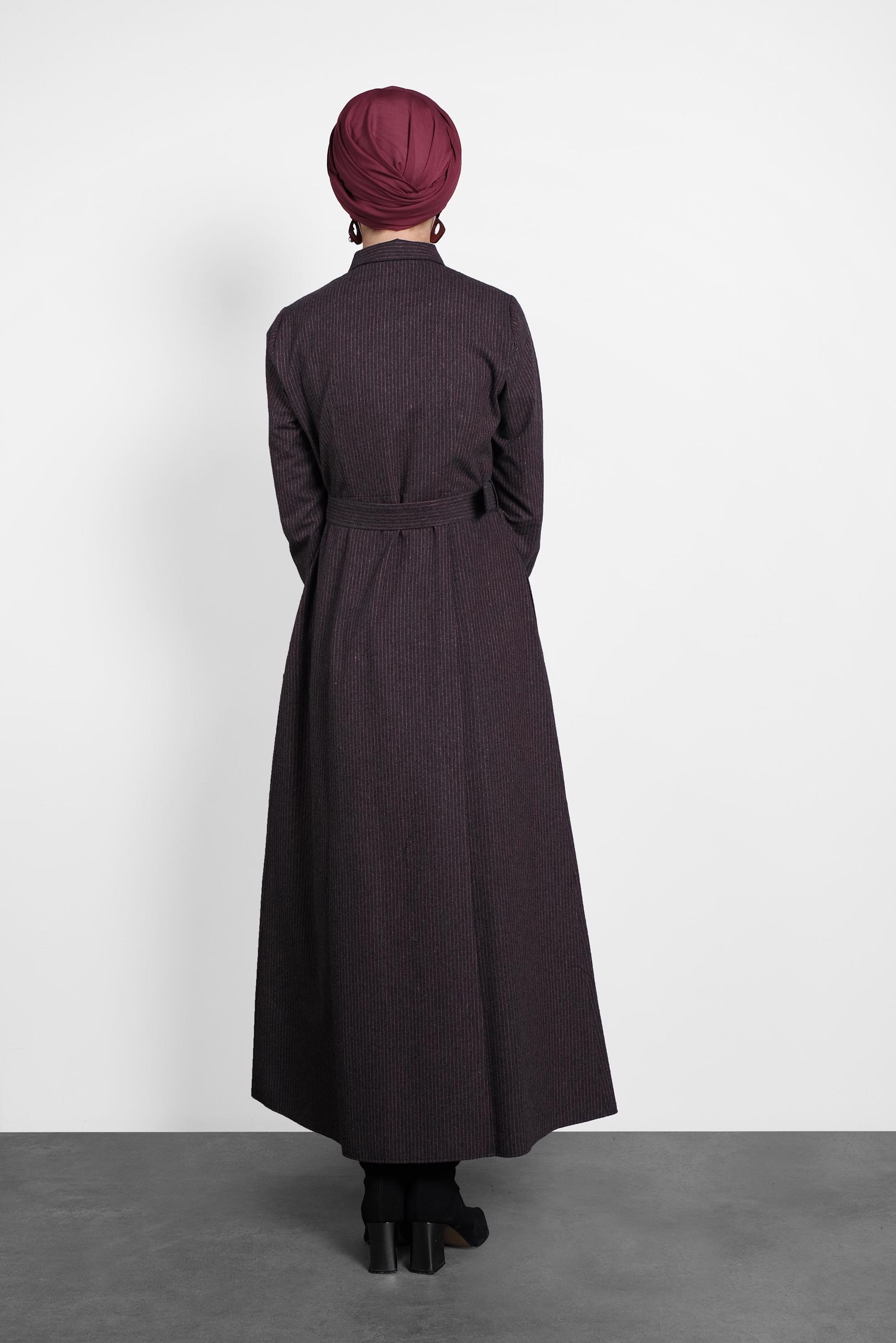 Tesettür giyim SİYAH ÇİZGİLİ ERKEK YAKA ELBİSE 40198