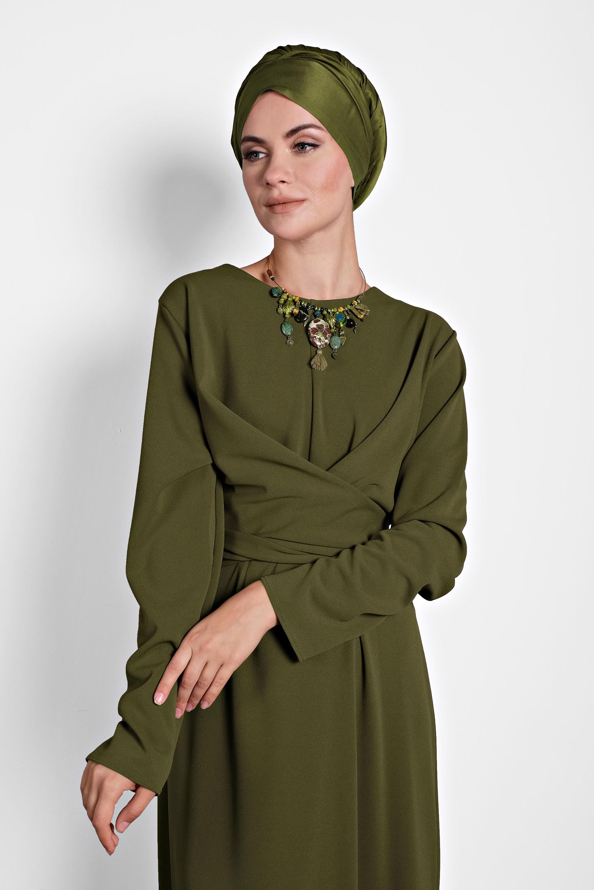 Tesettür giyim HAKİ ÇAPRAZ BAĞLAMALI ELBİSE 40213 