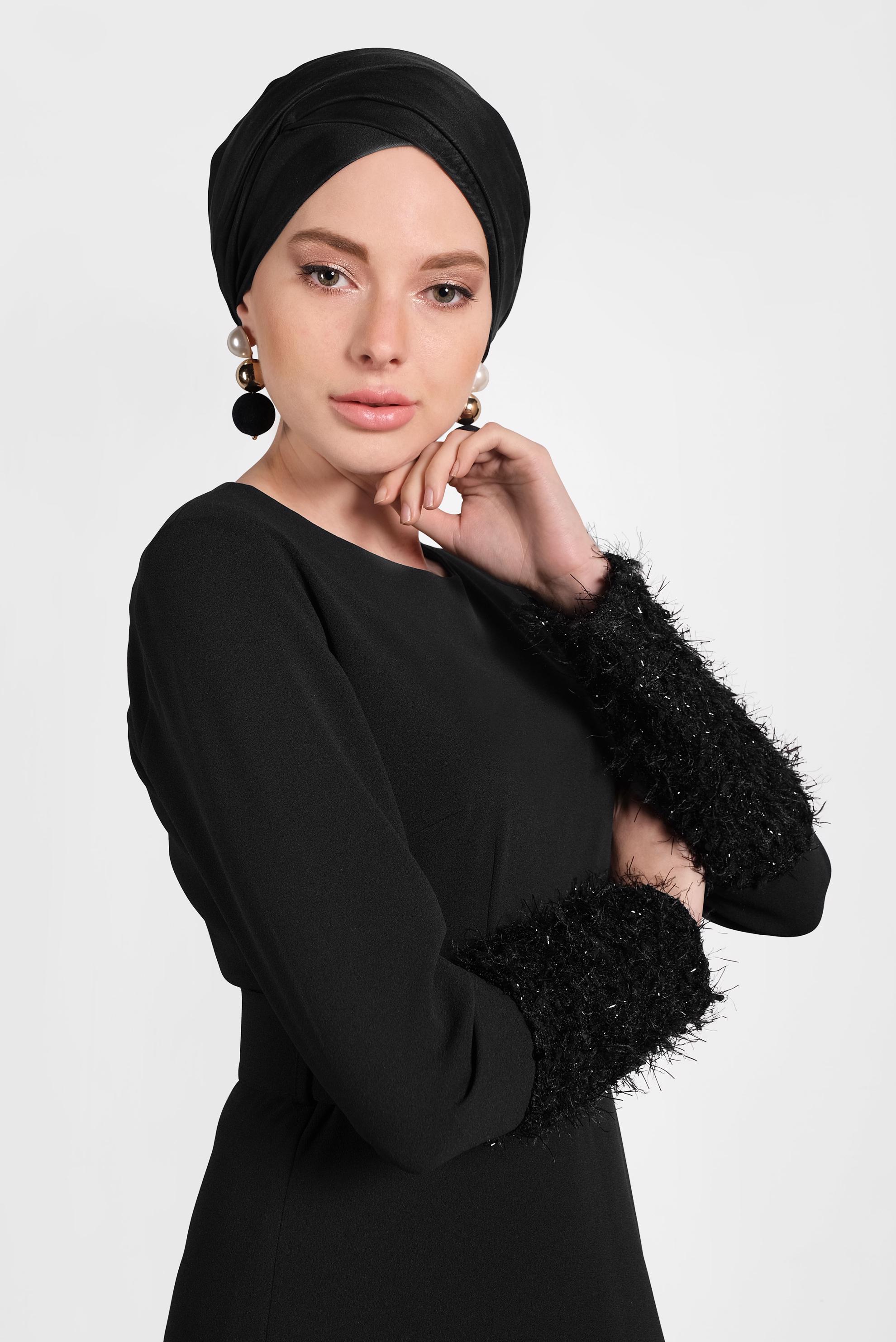 Tesettür giyim SİYAH KEMERLİ PUL PAYETLİ ELBİSE 40230 