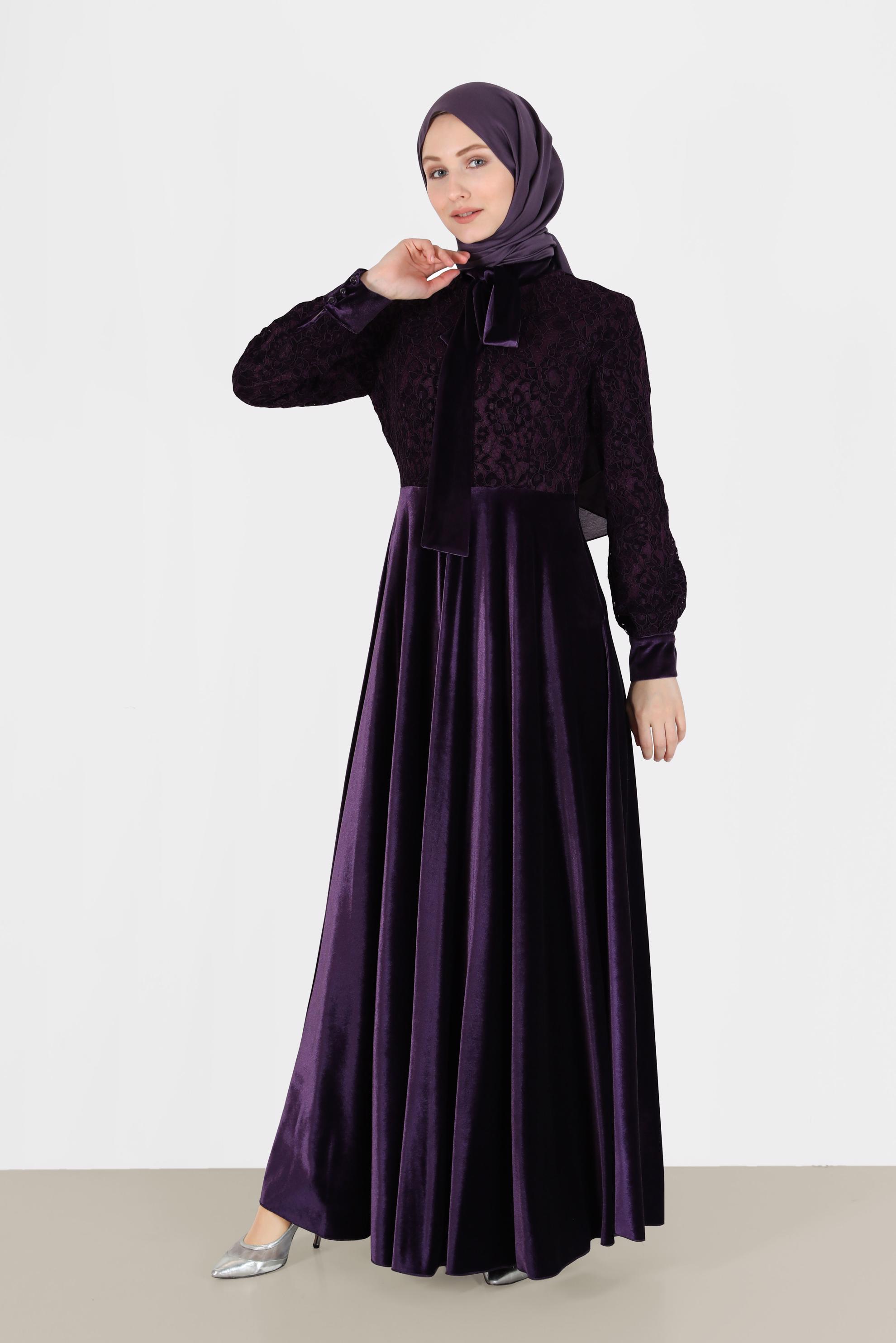 Tesettür giyim MOR PARLAK KADİFE GÜPÜRLÜ YAKASI BAĞLI ELBİSE 40239 