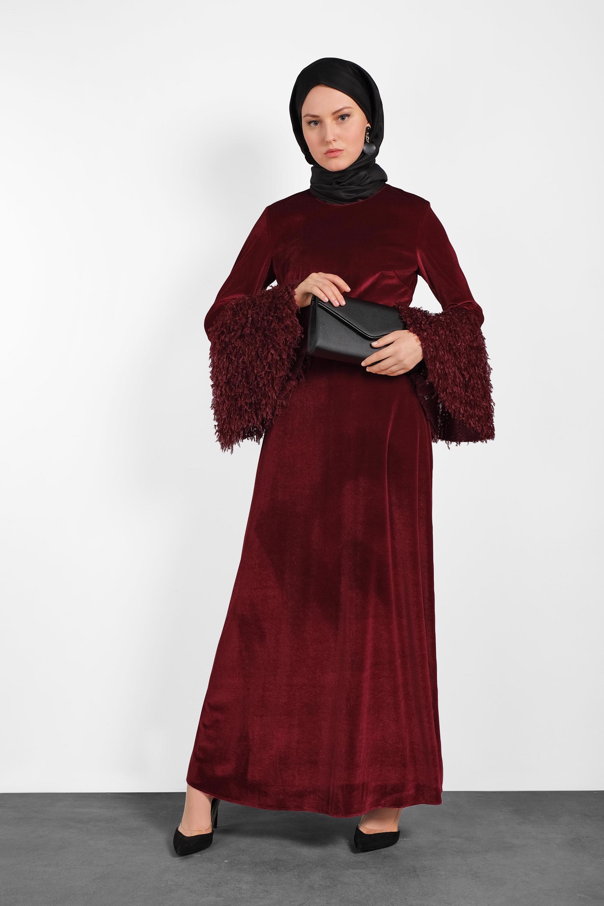 Tesettür giyim BORDO PARLAK KADİFE KEMERLİ TÜYLÜ ELBİSE 40249
