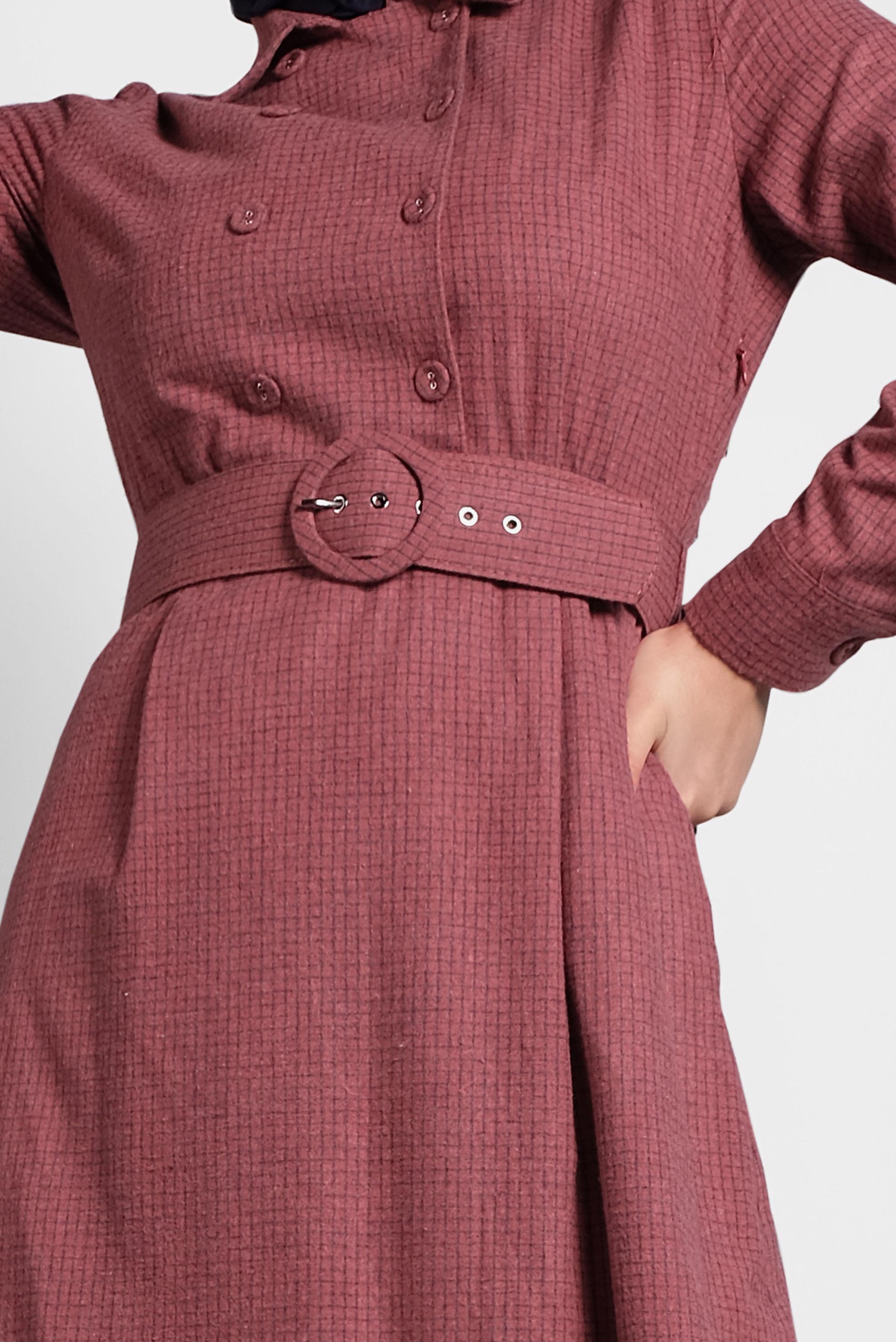 Tesettür giyim KIRMIZI KEMERLİ DÜĞMELİ ELBİSE 40270