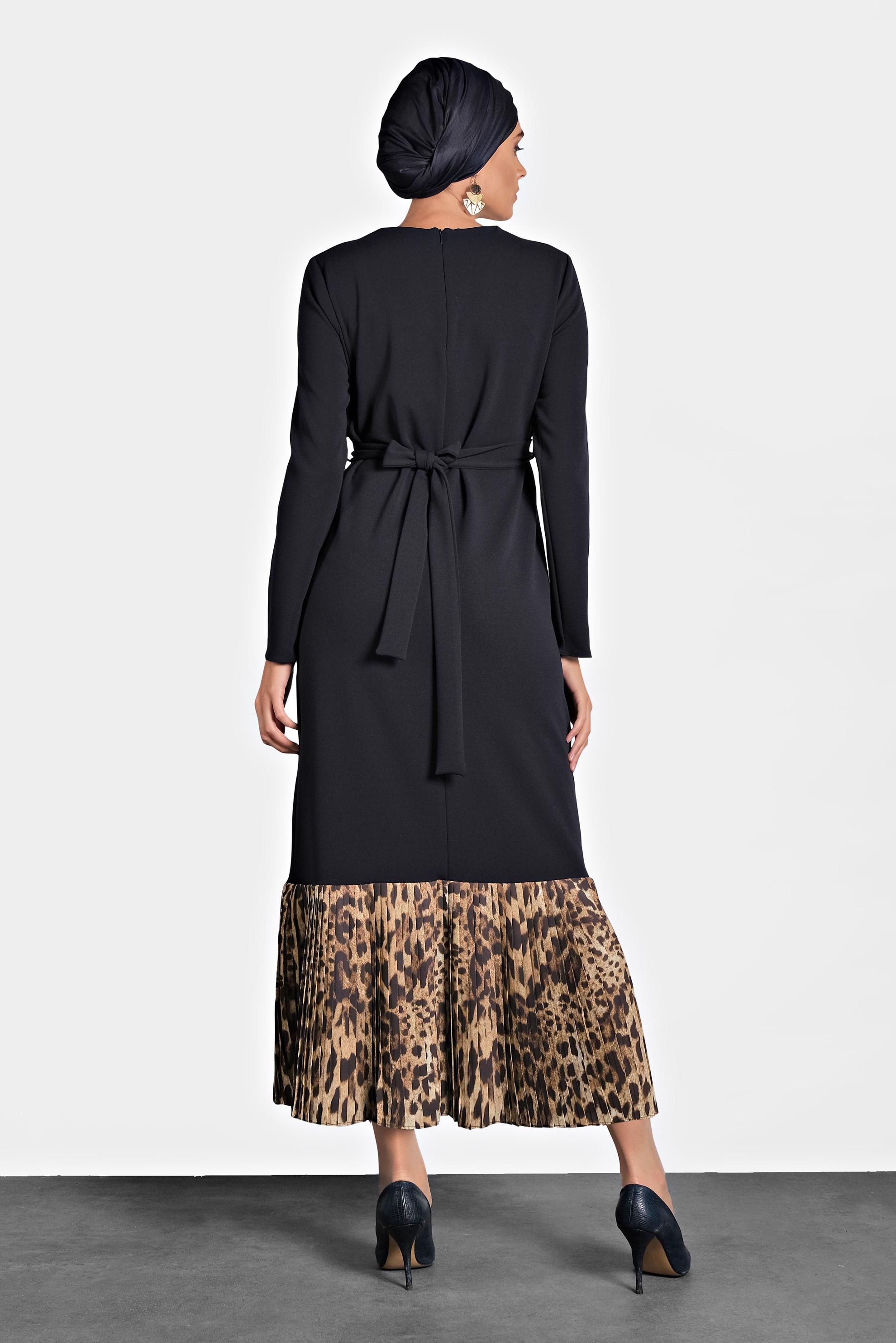 Tesettür giyim LACİVERT KUŞAKLI LEOPAR DESENLİ ELBİSE 40272