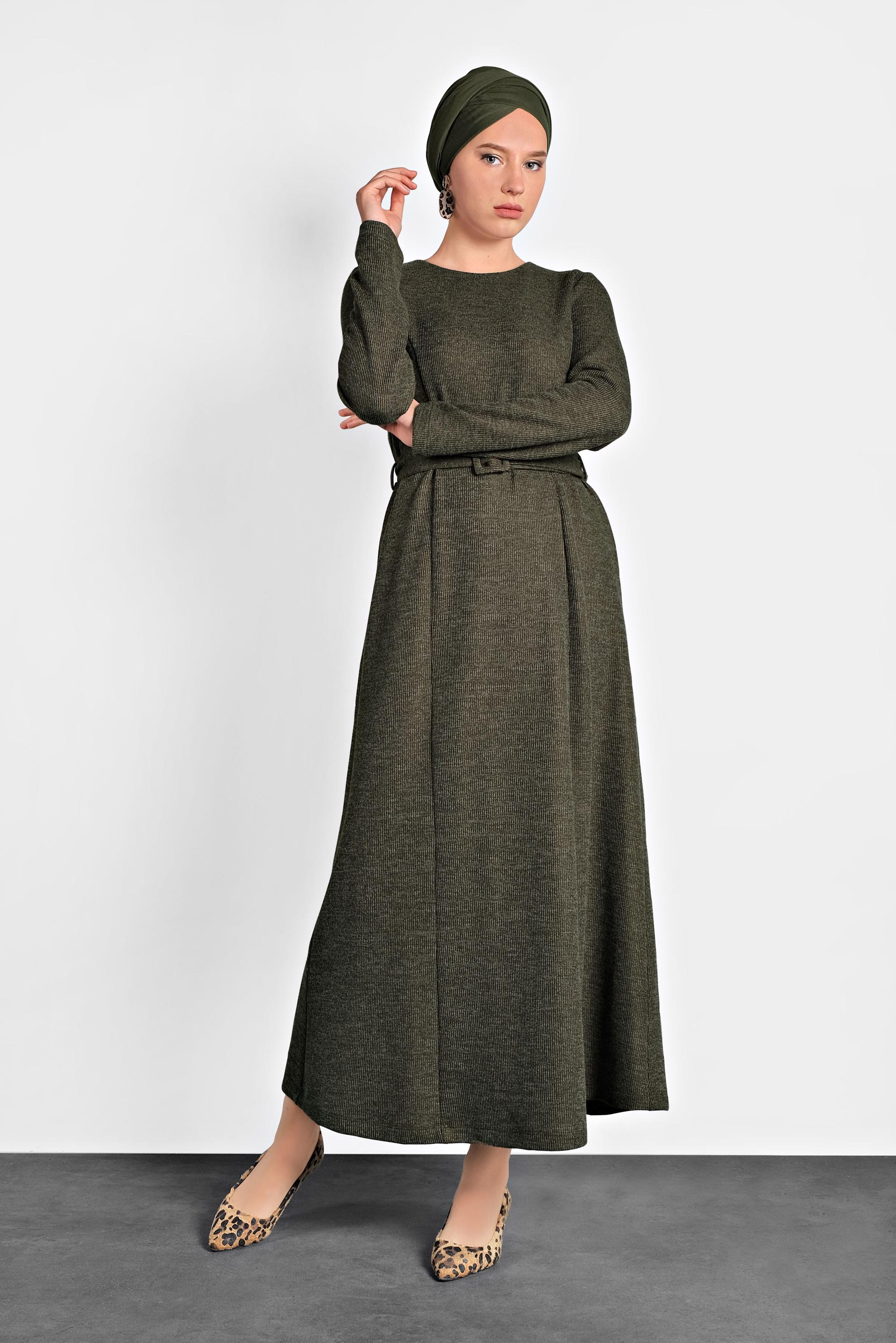 Tesettür giyim HAKİ KEMERLİ TRİKO ELBİSE 40274 