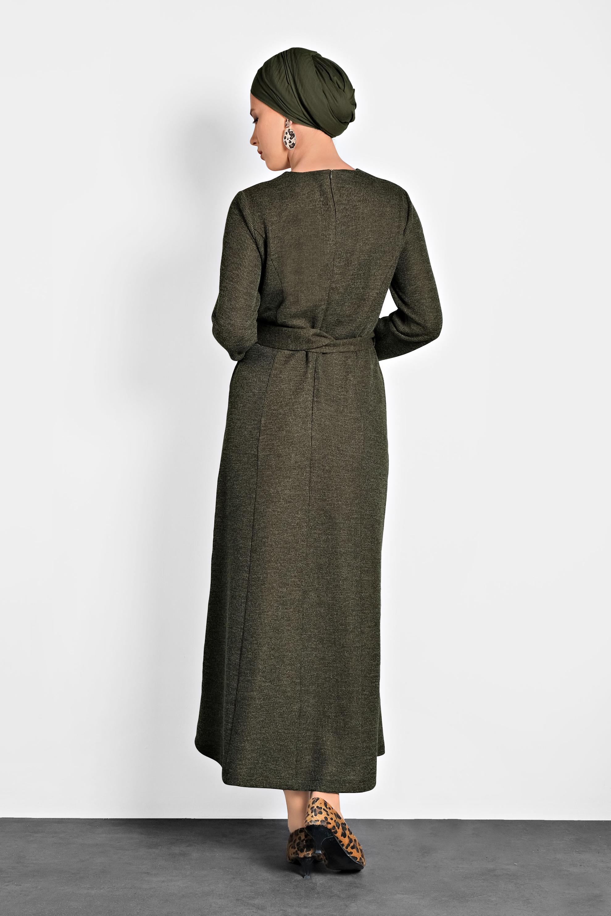 Tesettür giyim HAKİ KEMERLİ TRİKO ELBİSE 40274 