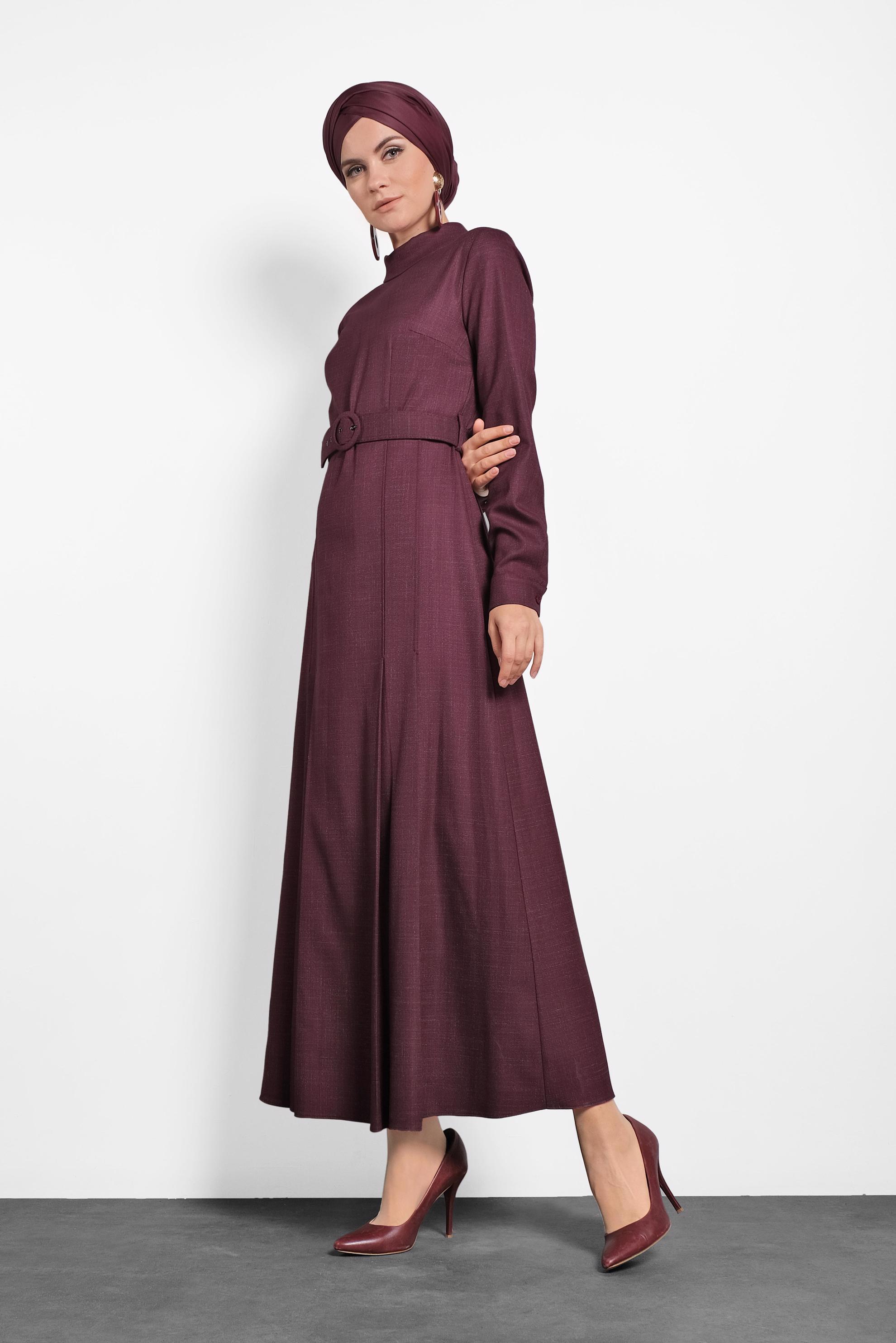 Tesettür giyim KIRMIZI KEMERLİ BALIKÇI YAKA ELBİSE 40289