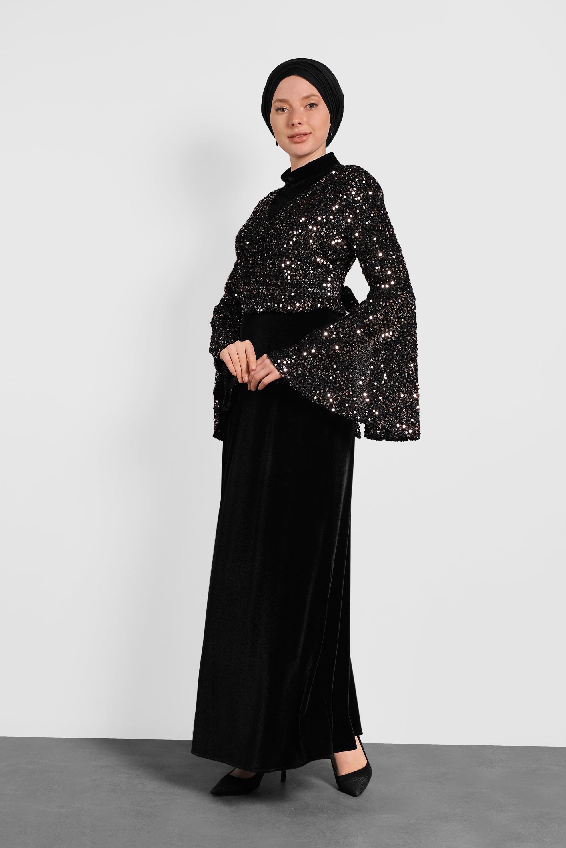 Tesettür giyim SİYAH PULLU TROMPET KOL ELBİSE 40291 