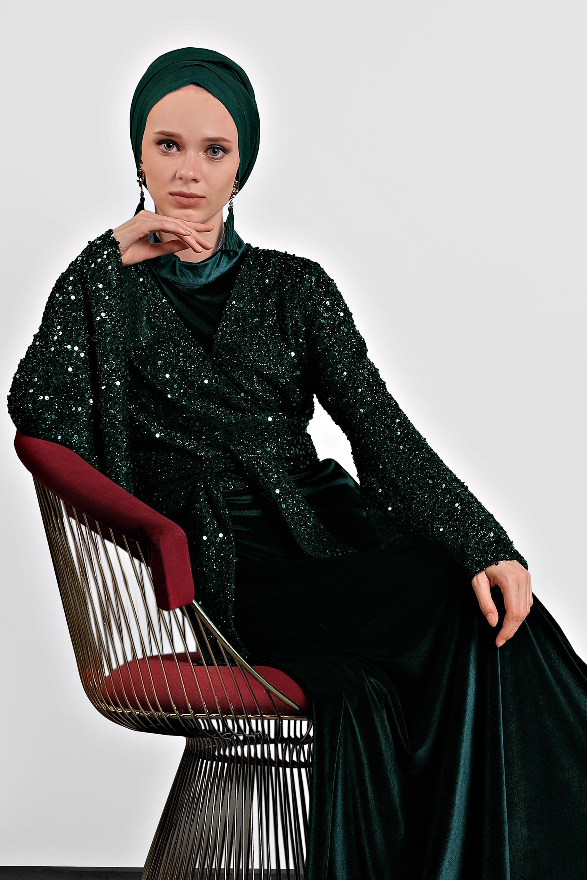 Tesettür giyim YEŞİL PULLU TROMPET KOL ELBİSE 40291 