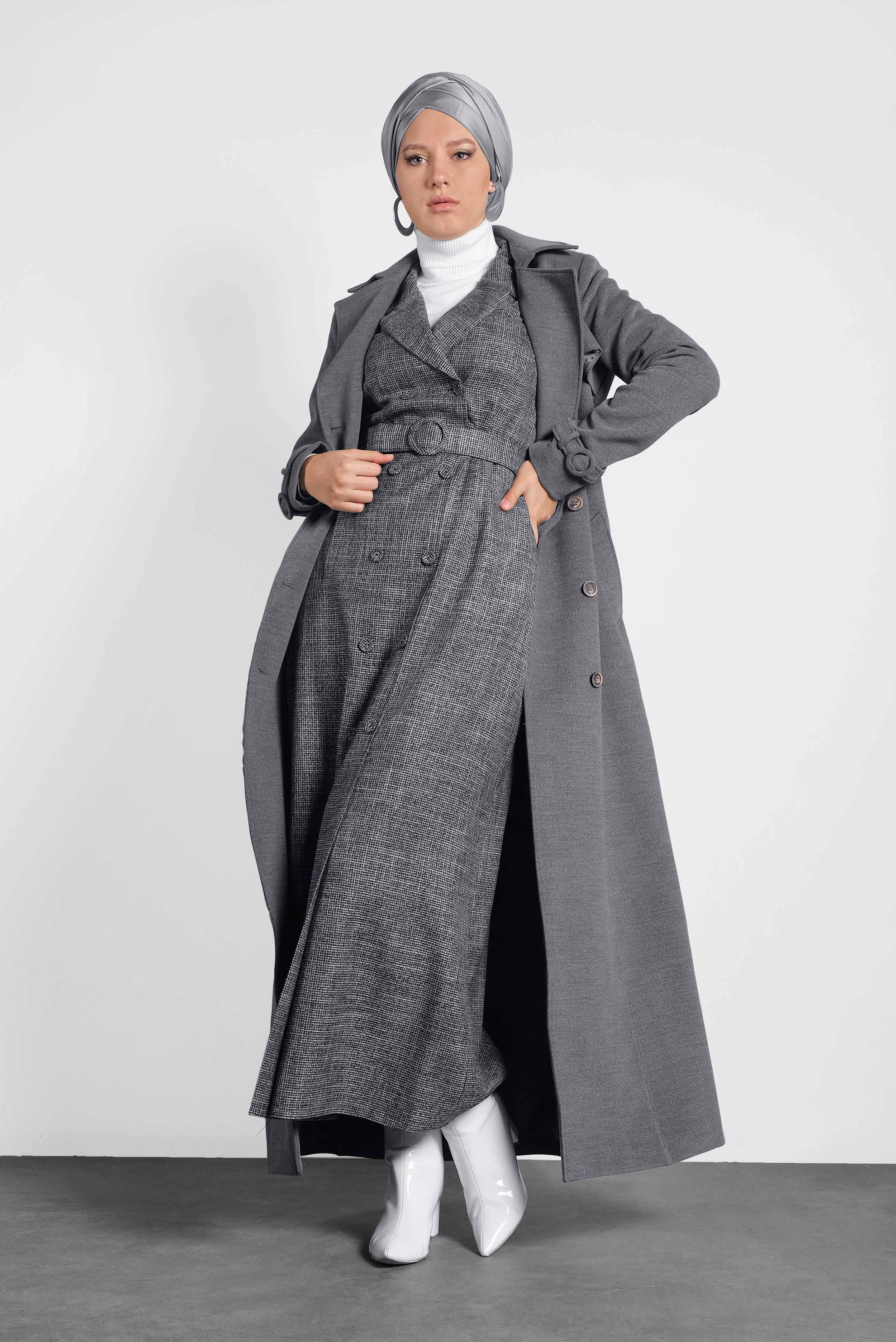 Tesettür giyim SİYAH KRUVAZE YAKA DÜĞME DETAYLI ELBİSE 40302