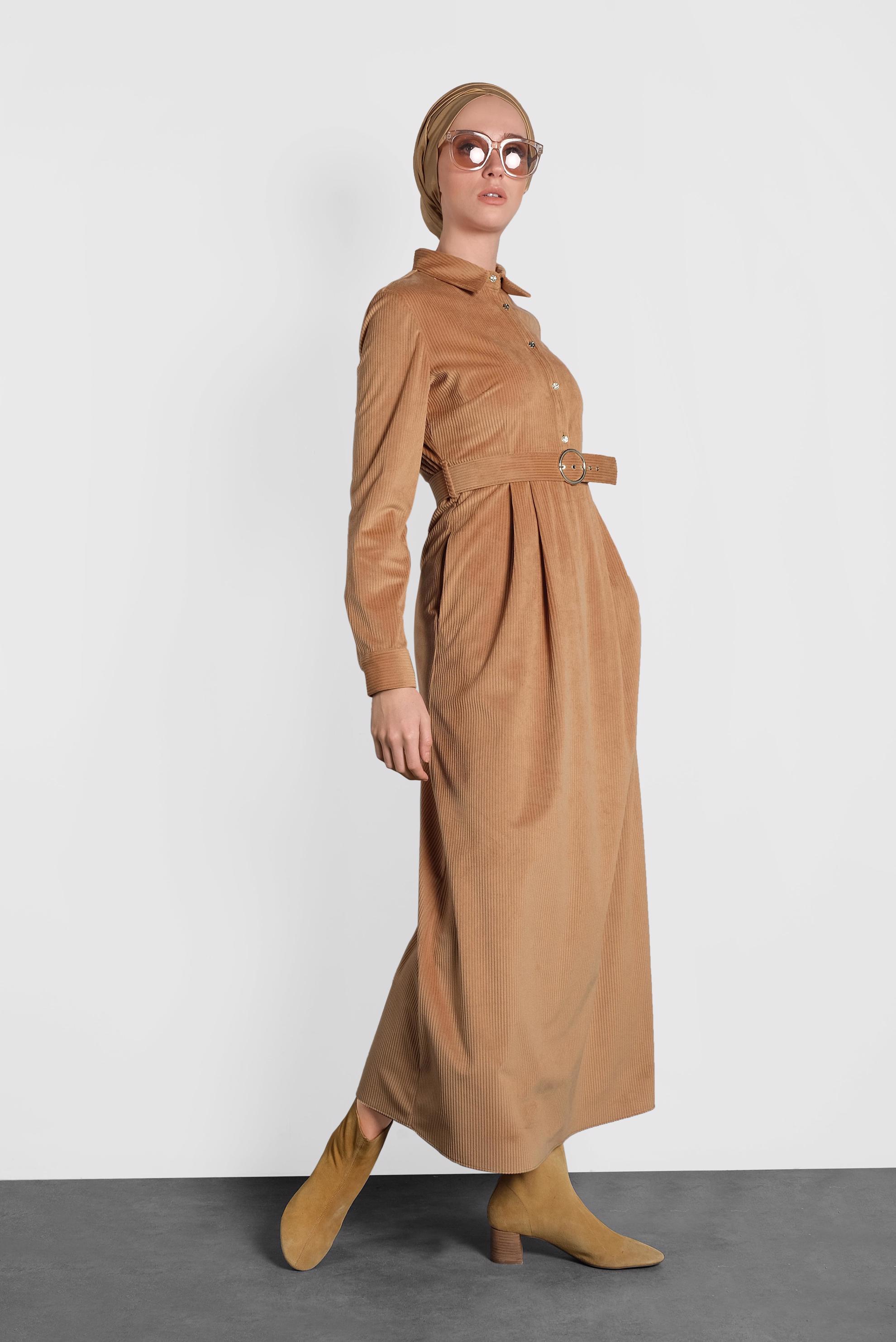 Tesettür giyim KAHVE KADİFE KEMERLİ ELBİSE 40329 