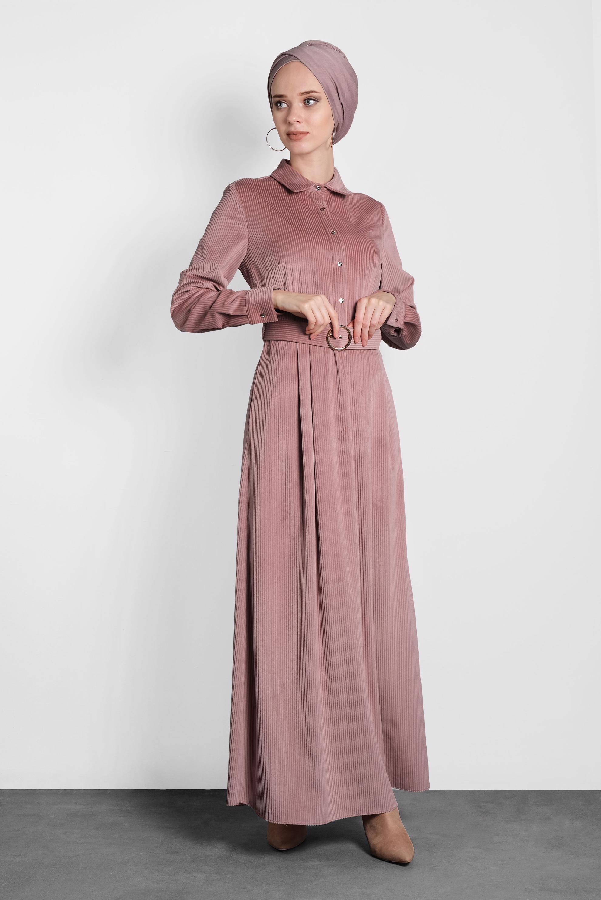 Tesettür giyim PUDRA KADİFE KEMERLİ ELBİSE 40329 