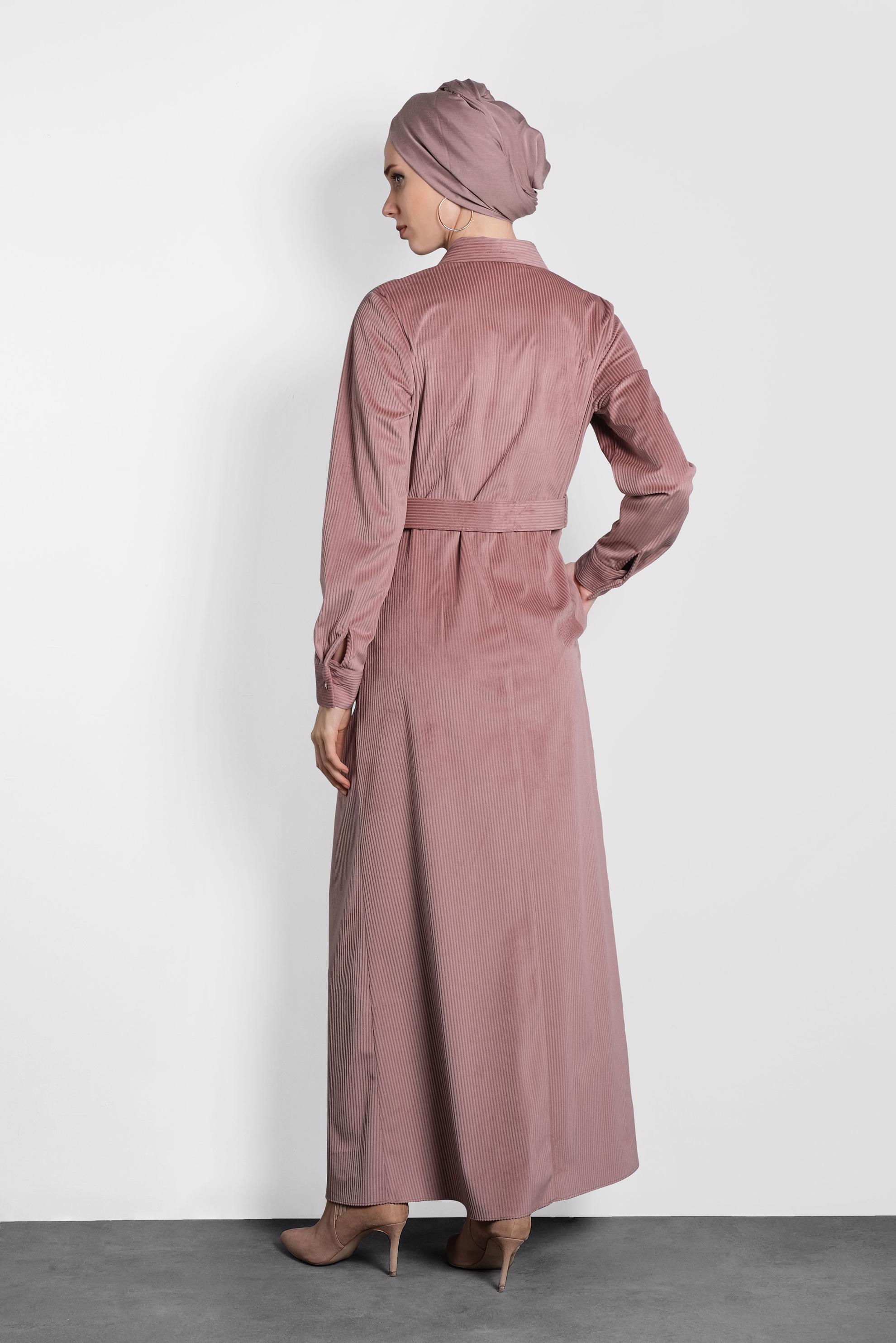Tesettür giyim PUDRA KADİFE KEMERLİ ELBİSE 40329 