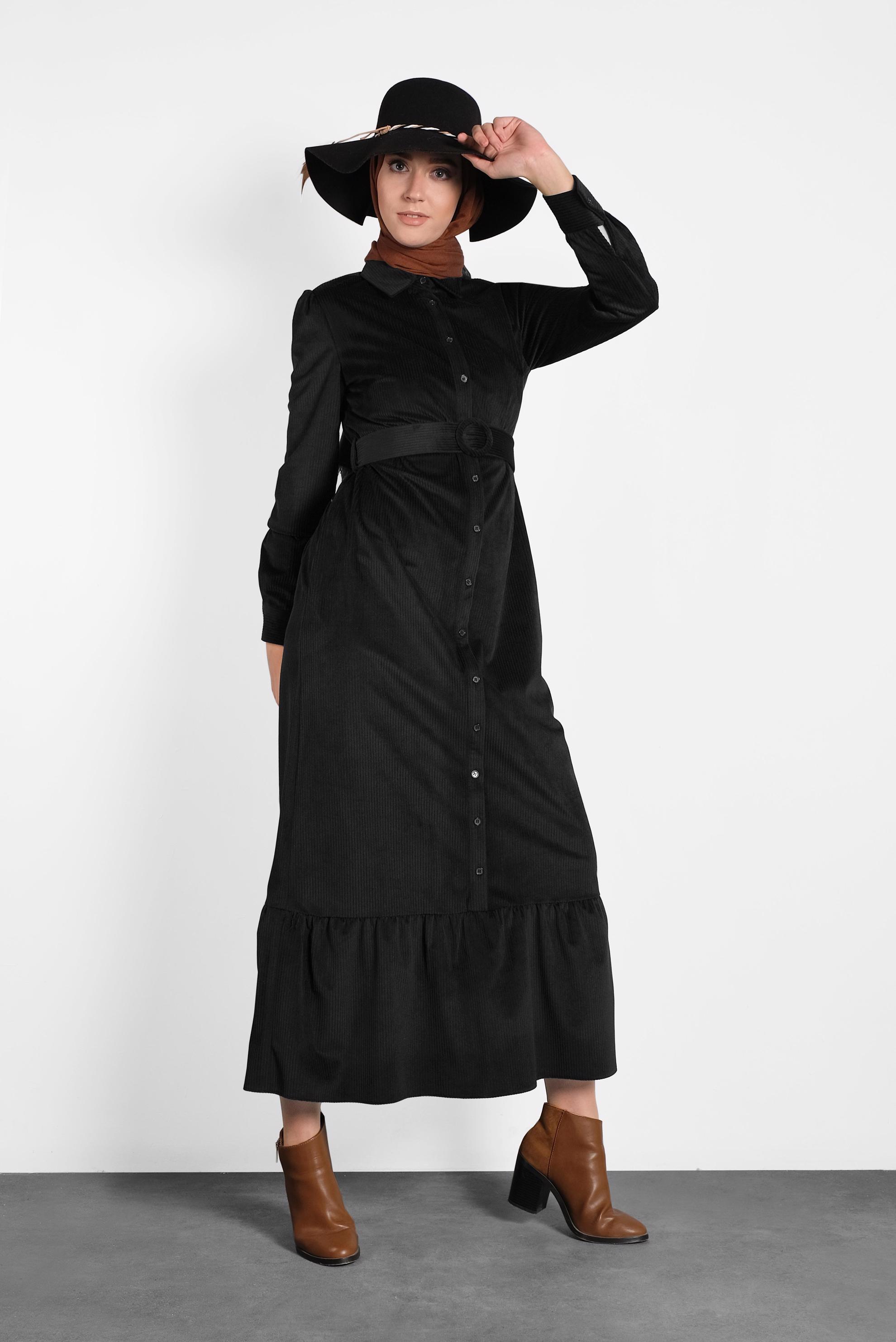 Tesettür giyim SİYAH KEMERLİ KADİFE ELBİSE 40331 