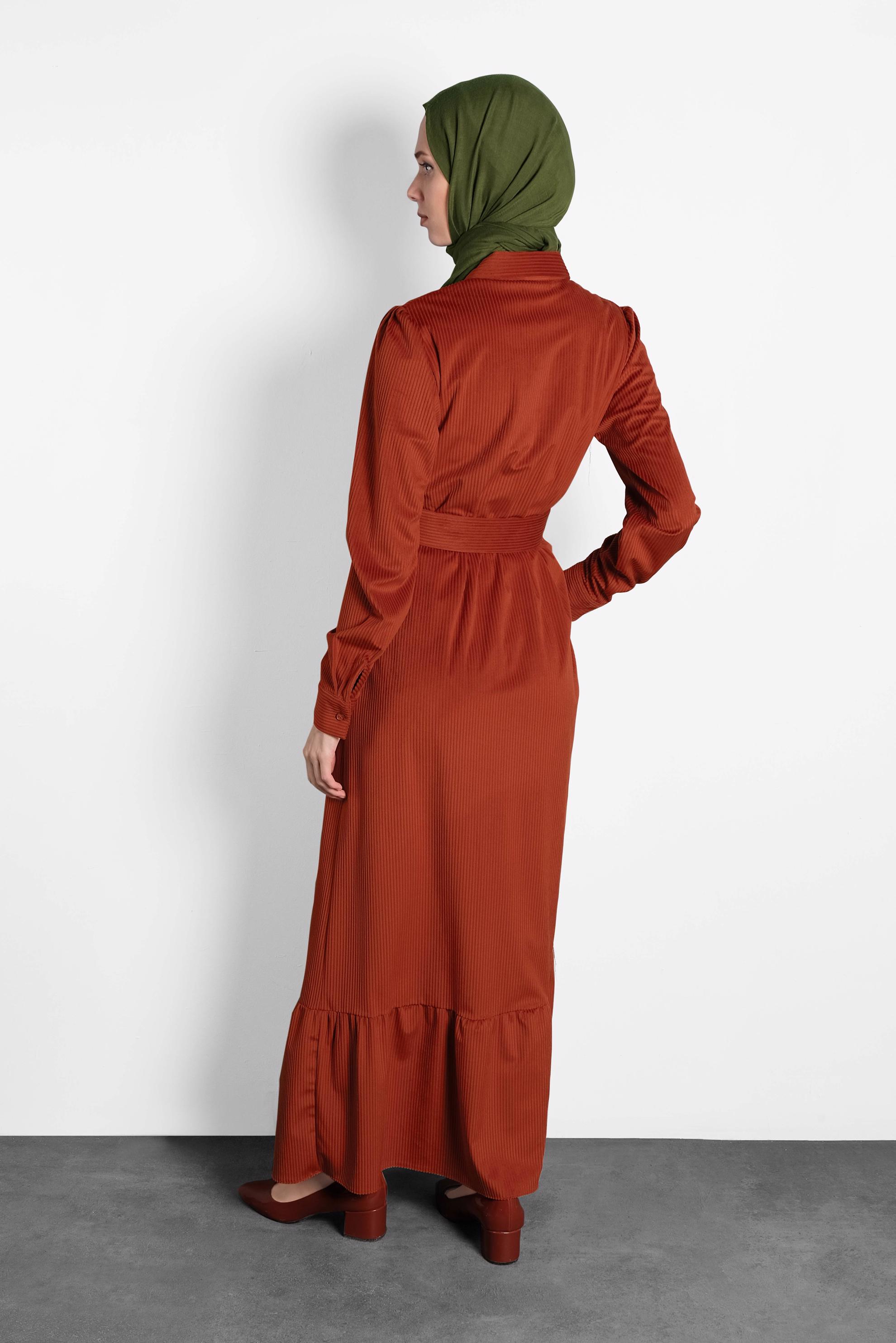 Tesettür giyim TURUNCU KEMERLİ KADİFE ELBİSE 40331 