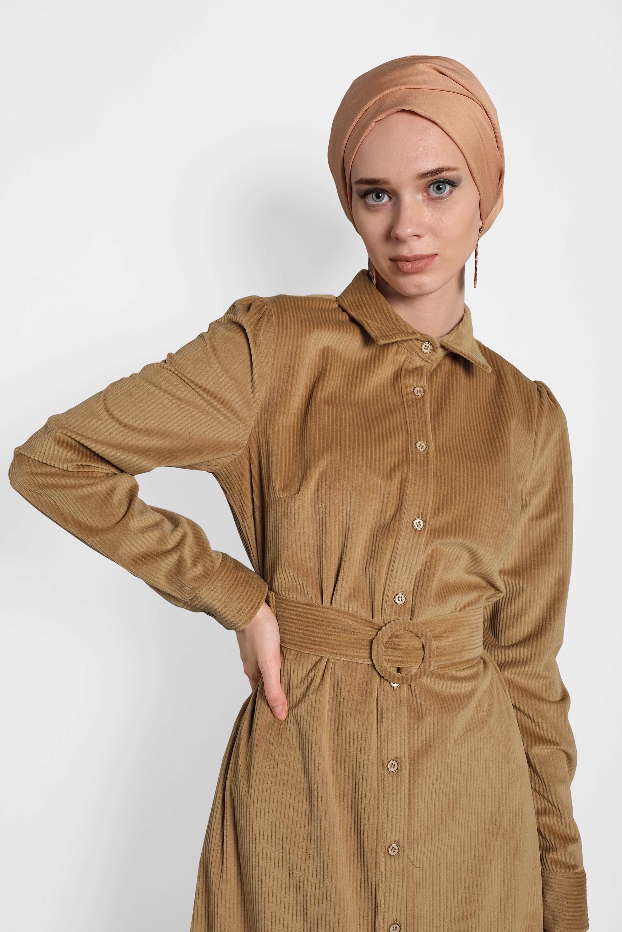 Tesettür giyim TABA KEMERLİ KADİFE ELBİSE 40331 