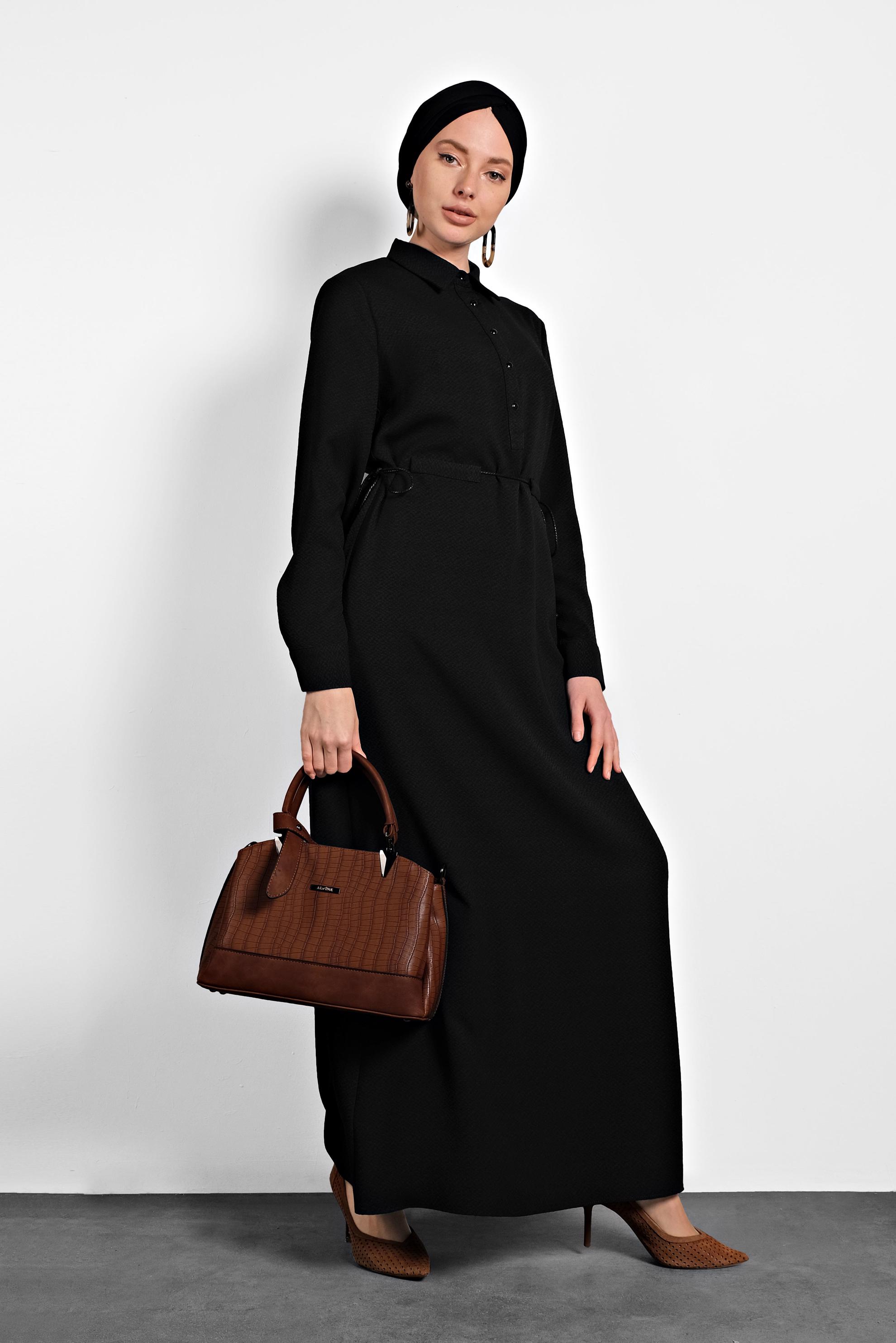 Tesettür giyim SİYAH DÜĞMELİ BELİ BAĞCIKLI ELBİSE 40338 