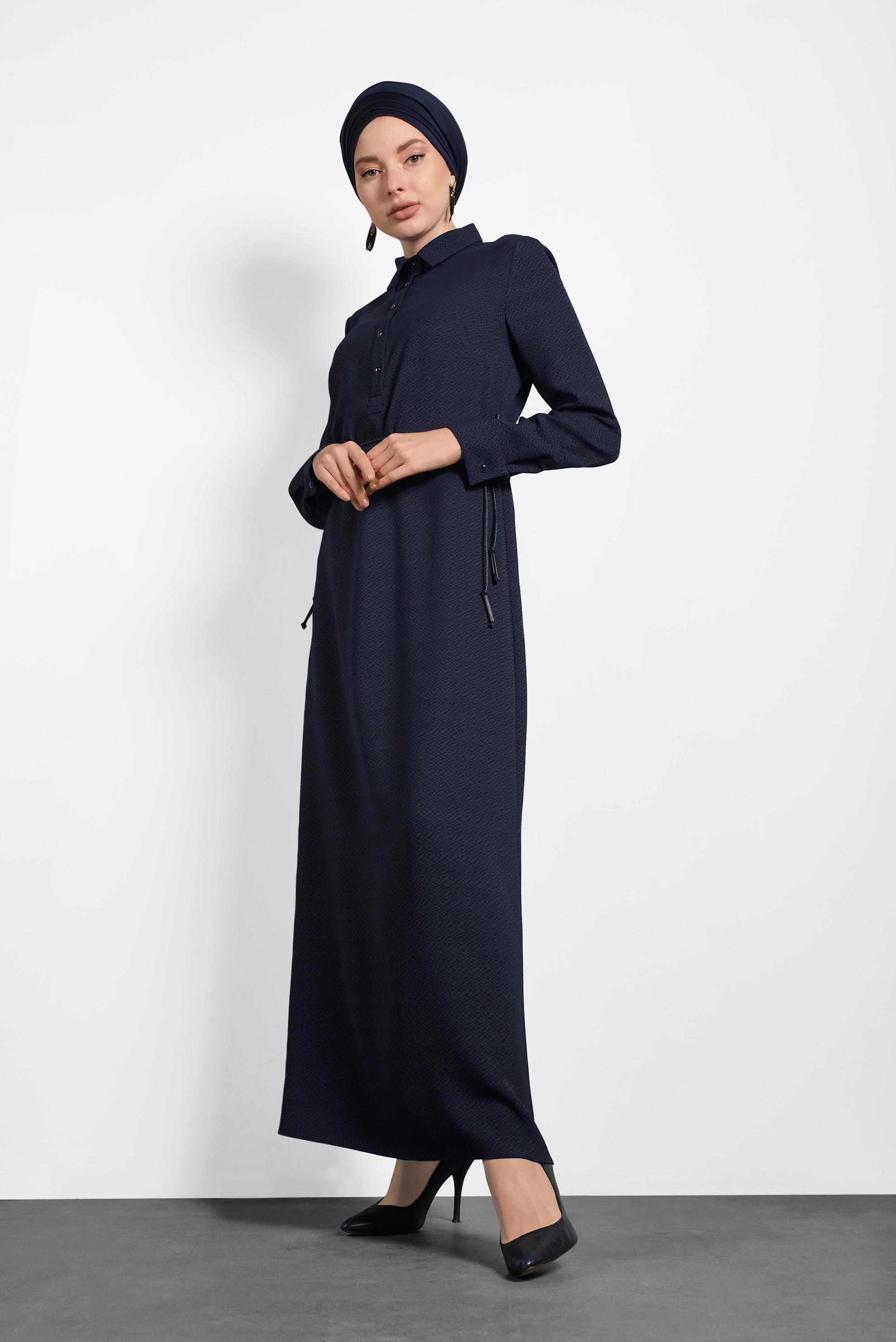 Tesettür giyim LACİVERT DÜĞMELİ BELİ BAĞCIKLI ELBİSE 40338 