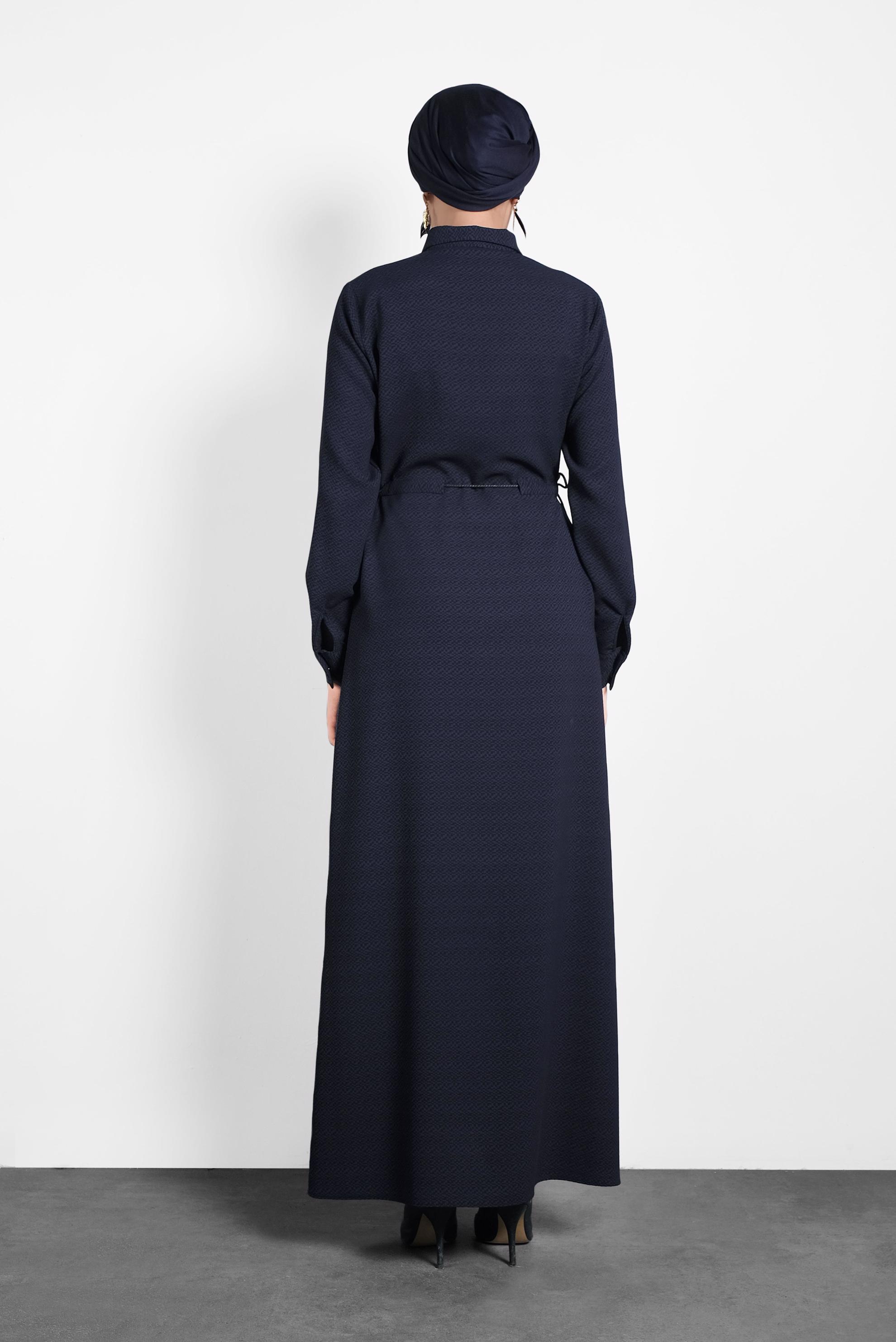 Tesettür giyim LACİVERT DÜĞMELİ BELİ BAĞCIKLI ELBİSE 40338 