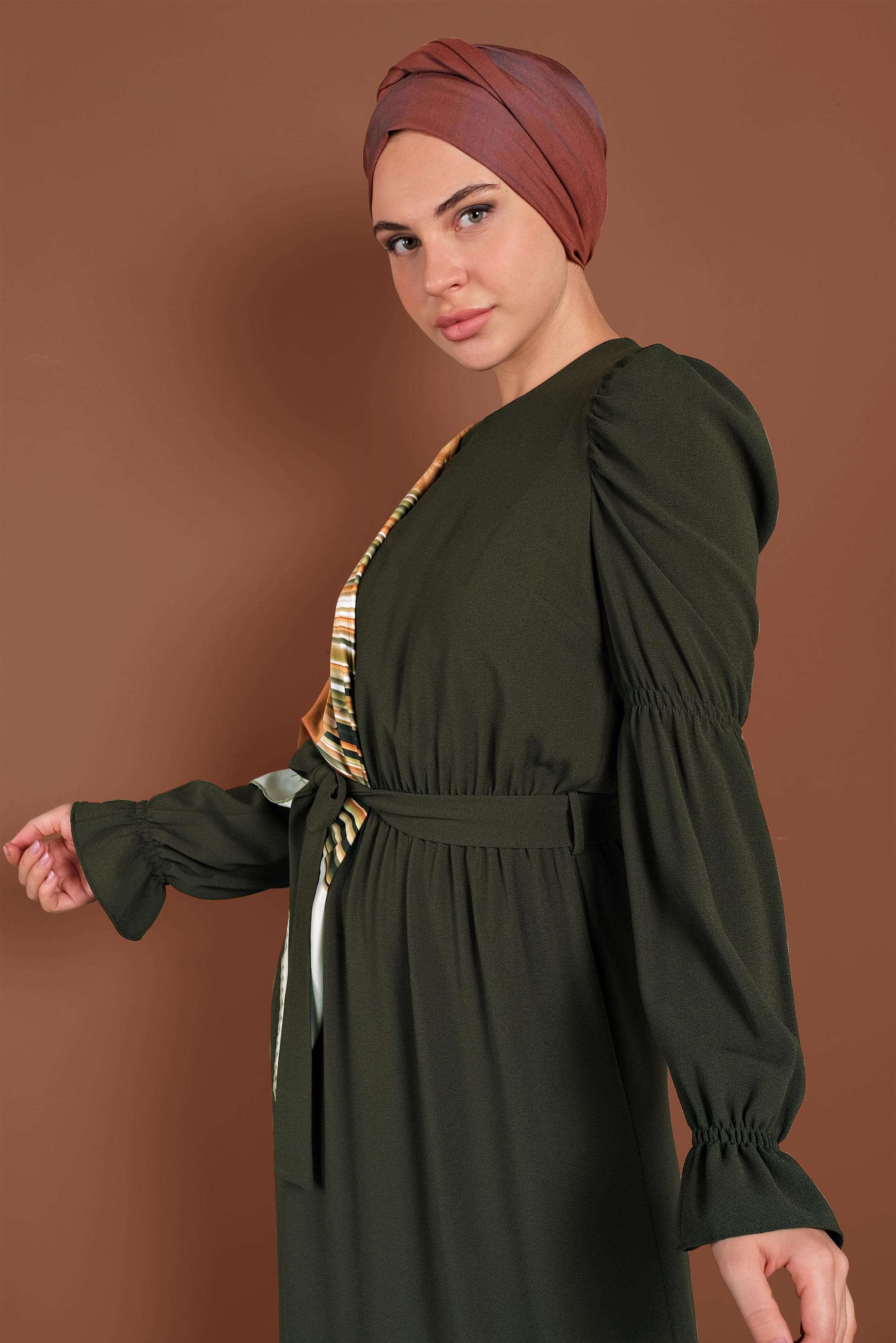 Tesettür giyim HAKİ  VOLANLI KUŞAKLI ELBİSE 40339 