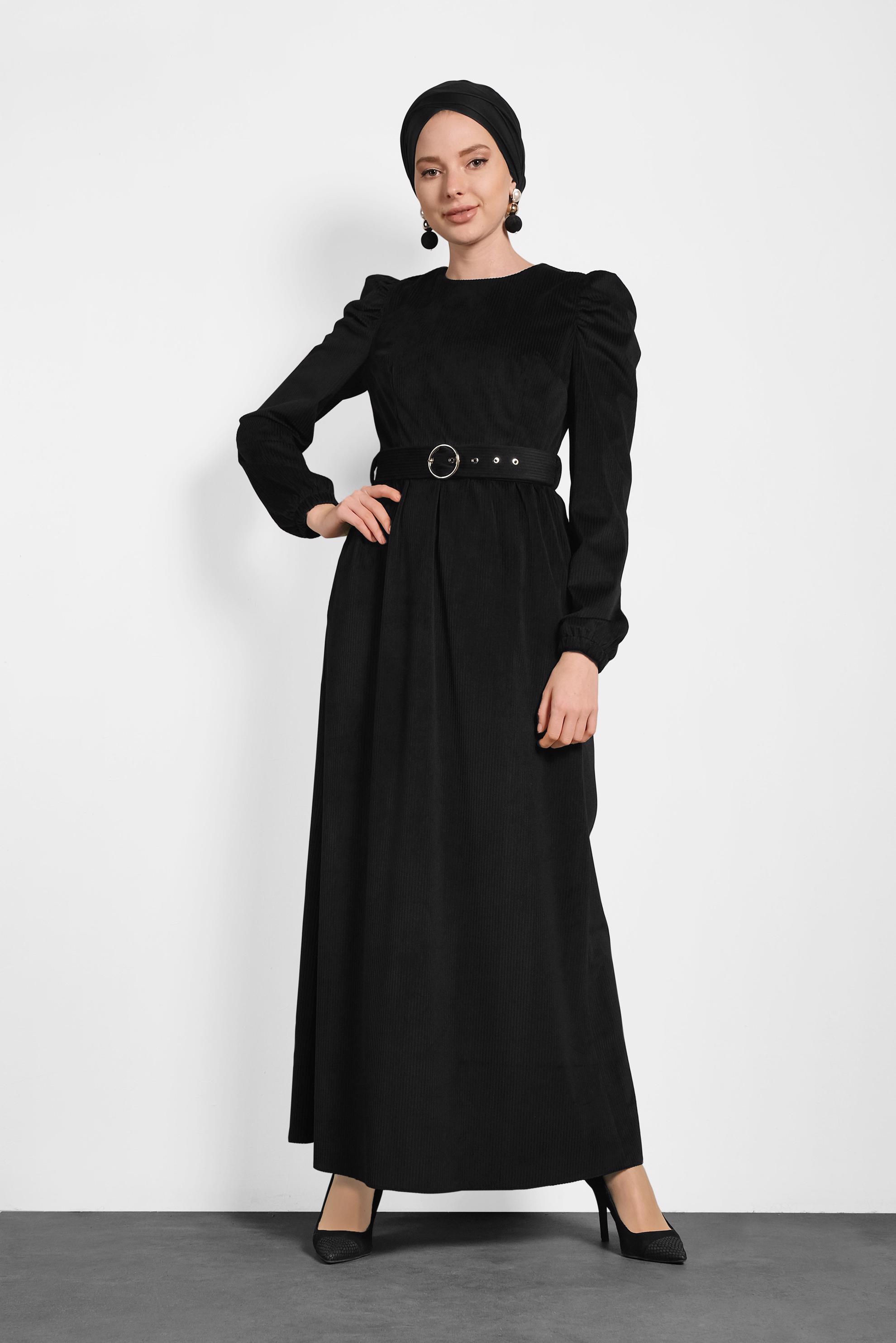 Tesettür giyim SİYAH KEMERLİ KADİFE ELBİSE 40349