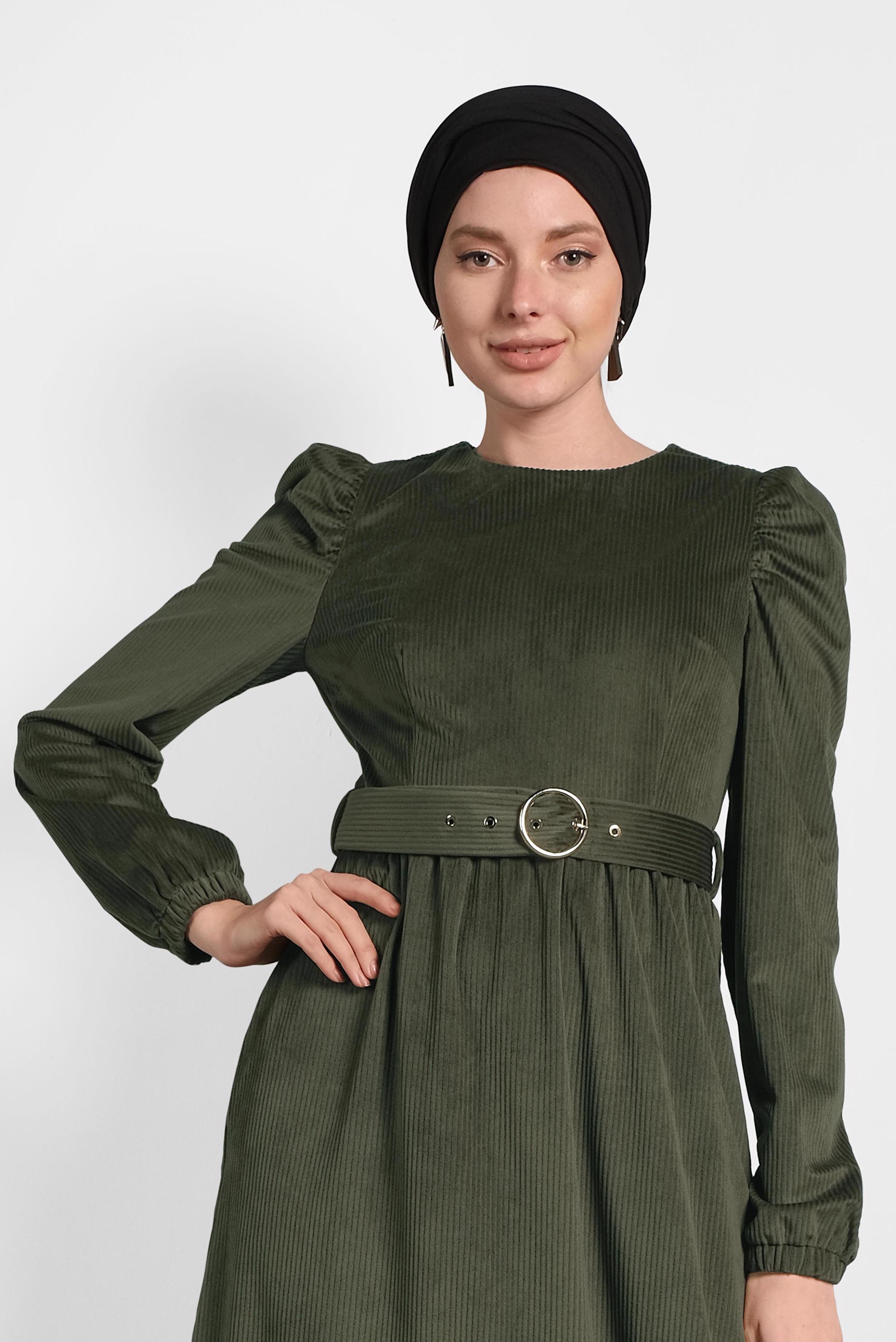 Tesettür giyim HAKİ KEMERLİ KADİFE ELBİSE 40349