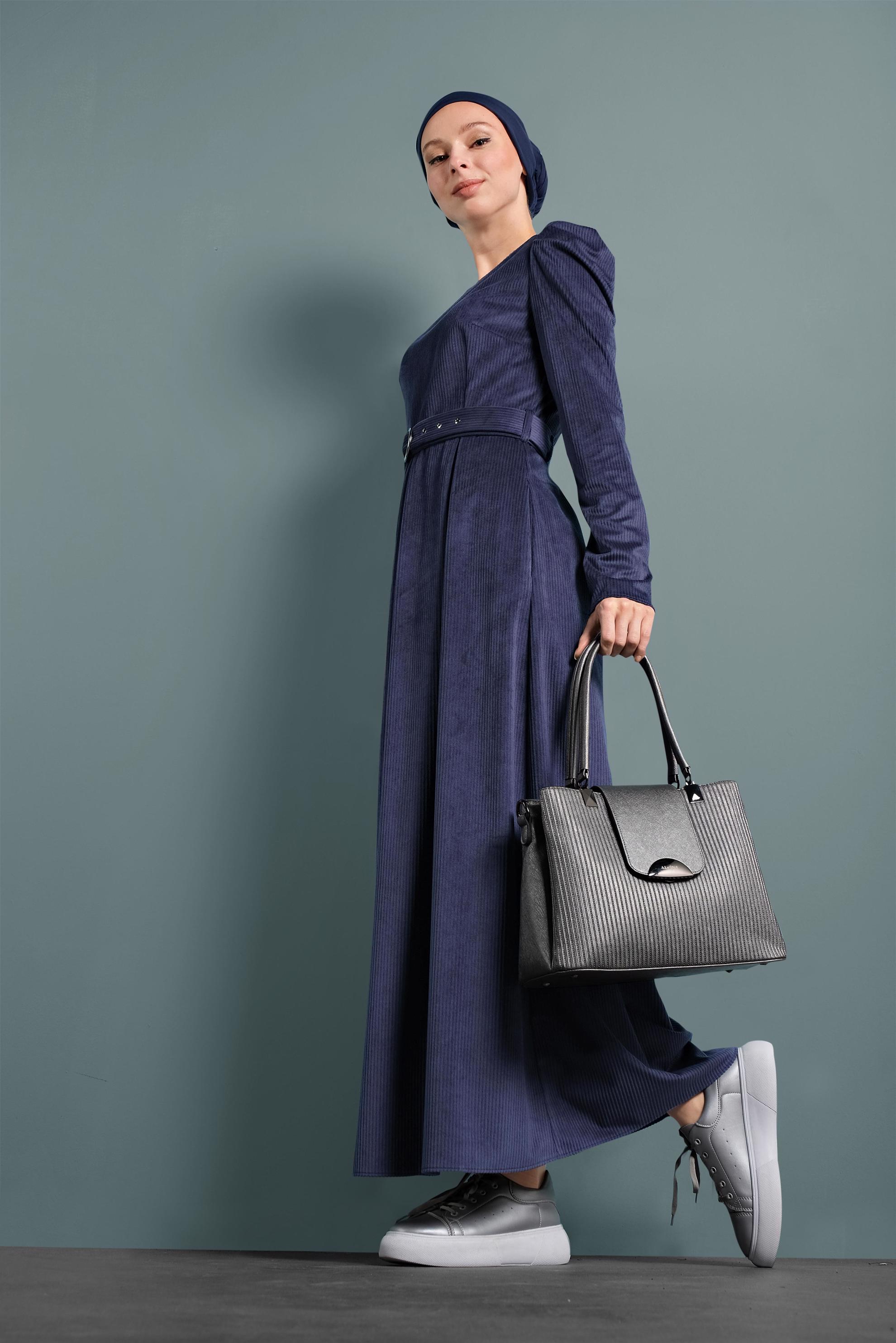 Tesettür giyim LACİVERT KADİFE ELBİSE 40350 