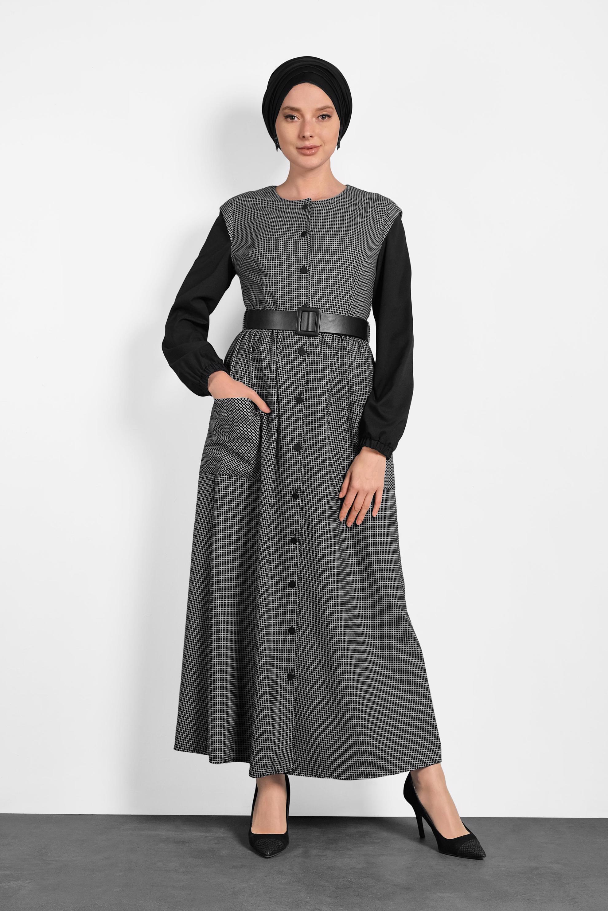 Tesettür giyim SİYAH KEMERLİ DÜĞMELİ ELBİSE 40365