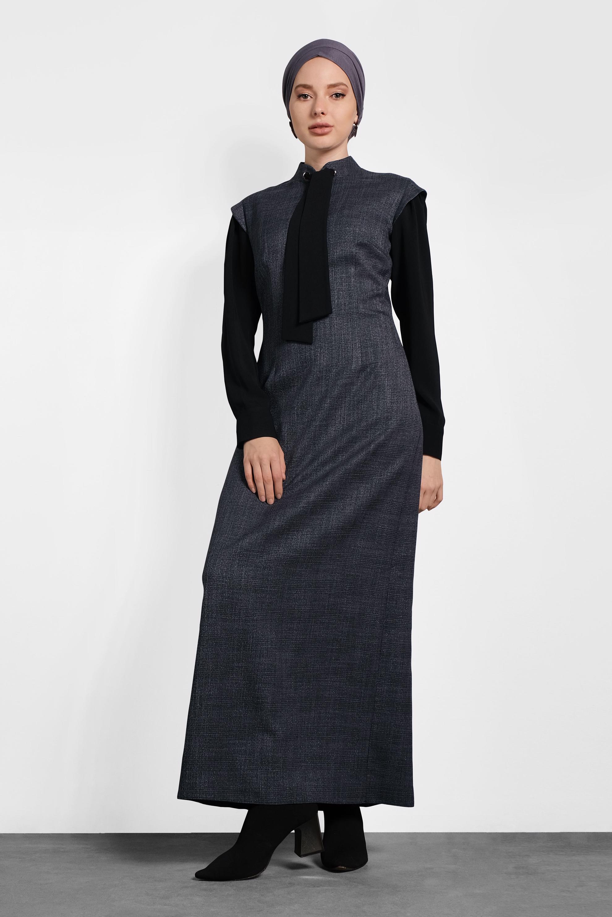 Tesettür giyim SİYAH FİYONKLU ELBİSE 40369