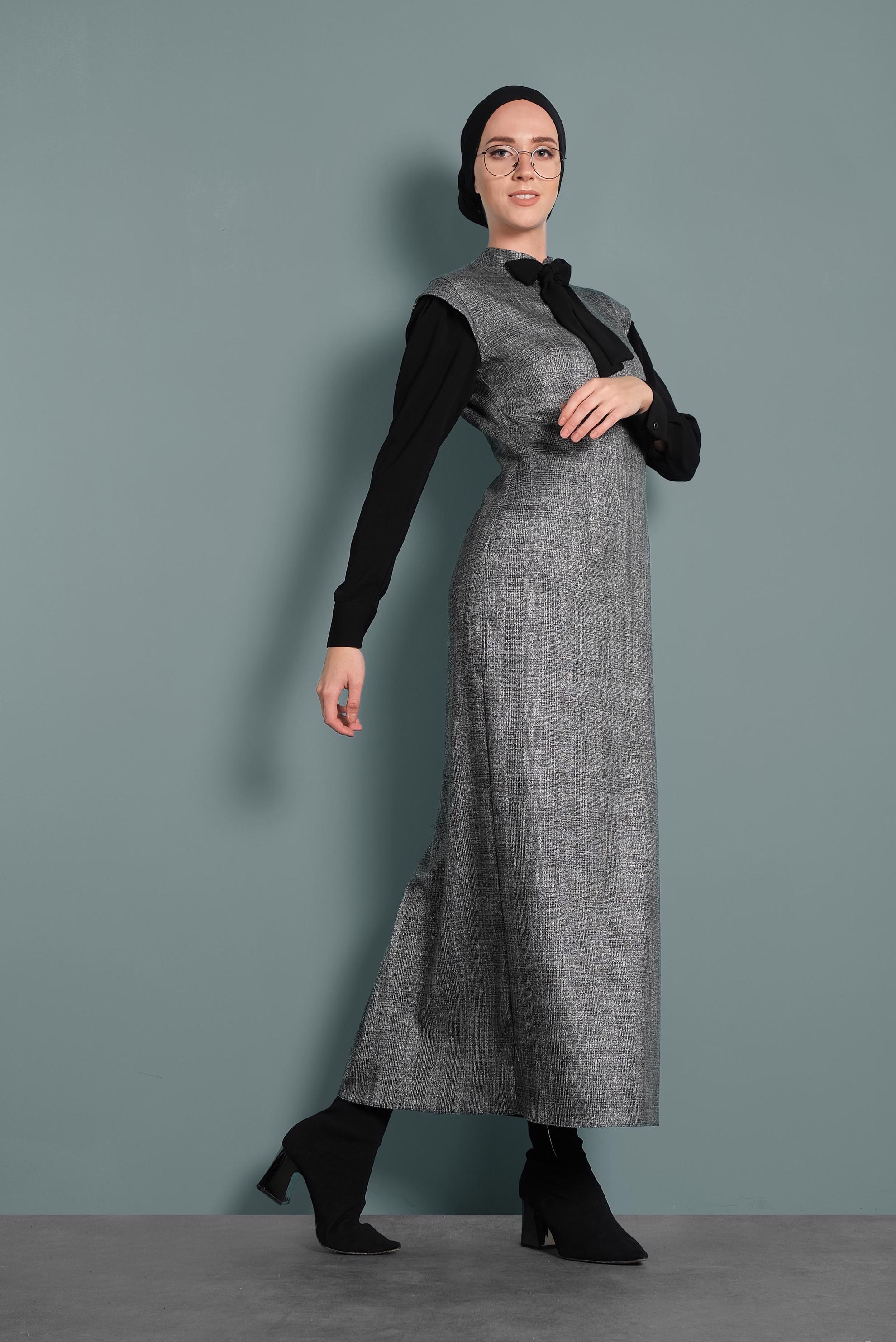 Tesettür giyim SİYAH FİYONKLU ELBİSE 40369