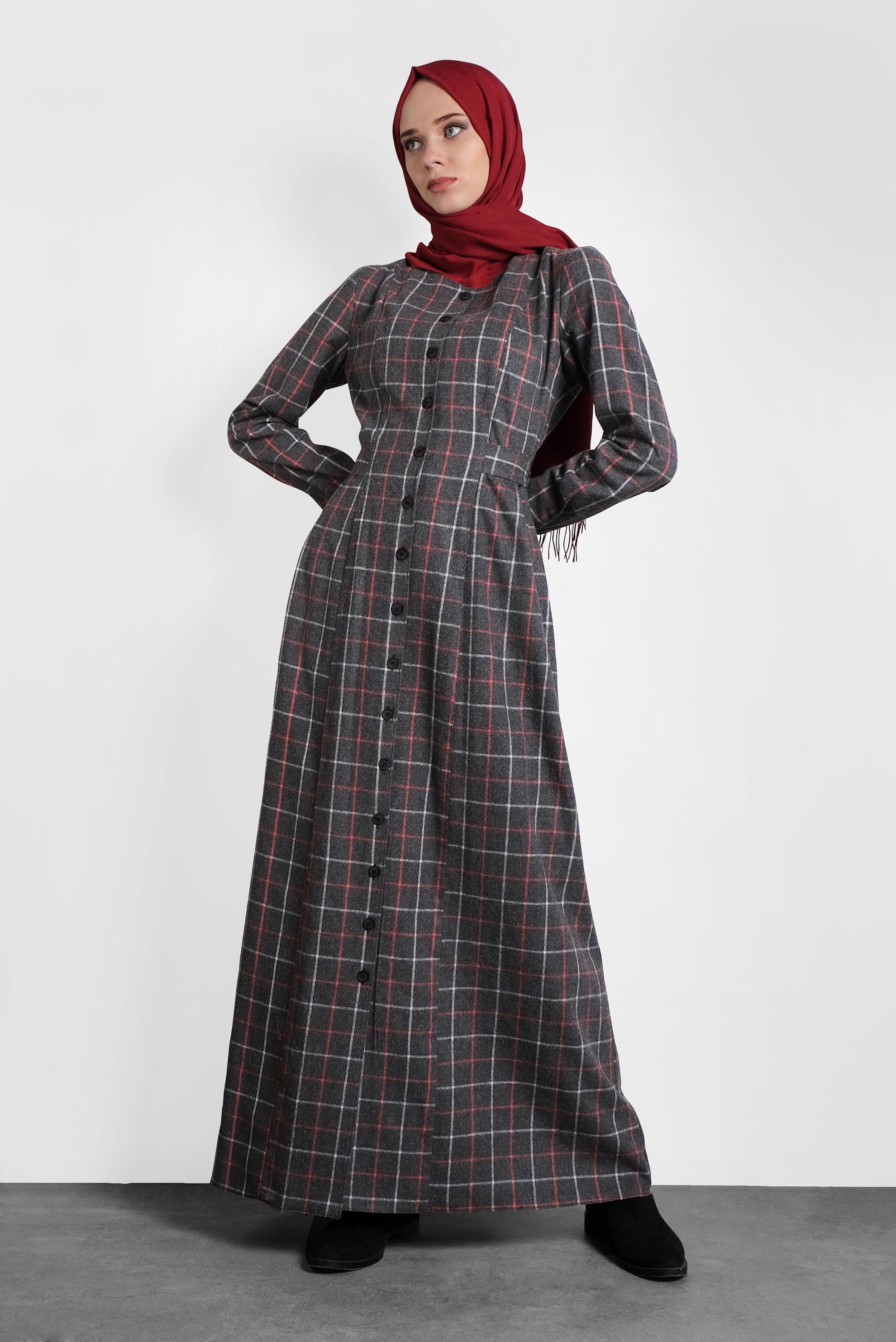 Tesettür giyim GRİ EKOSE DÜĞMELİ ELBİSE 40370