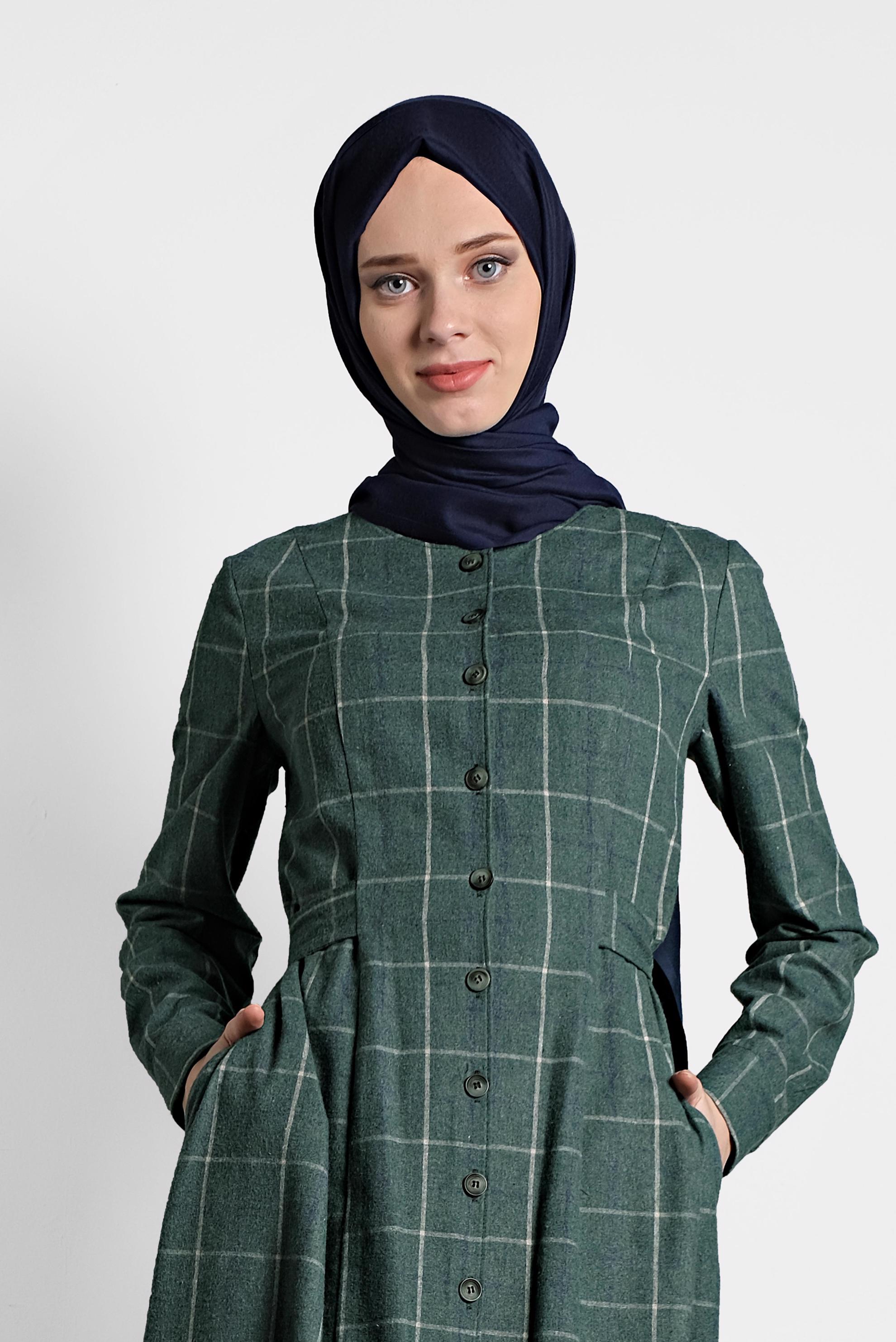 Tesettür giyim YEŞİL EKOSE DÜĞMELİ ELBİSE 40370