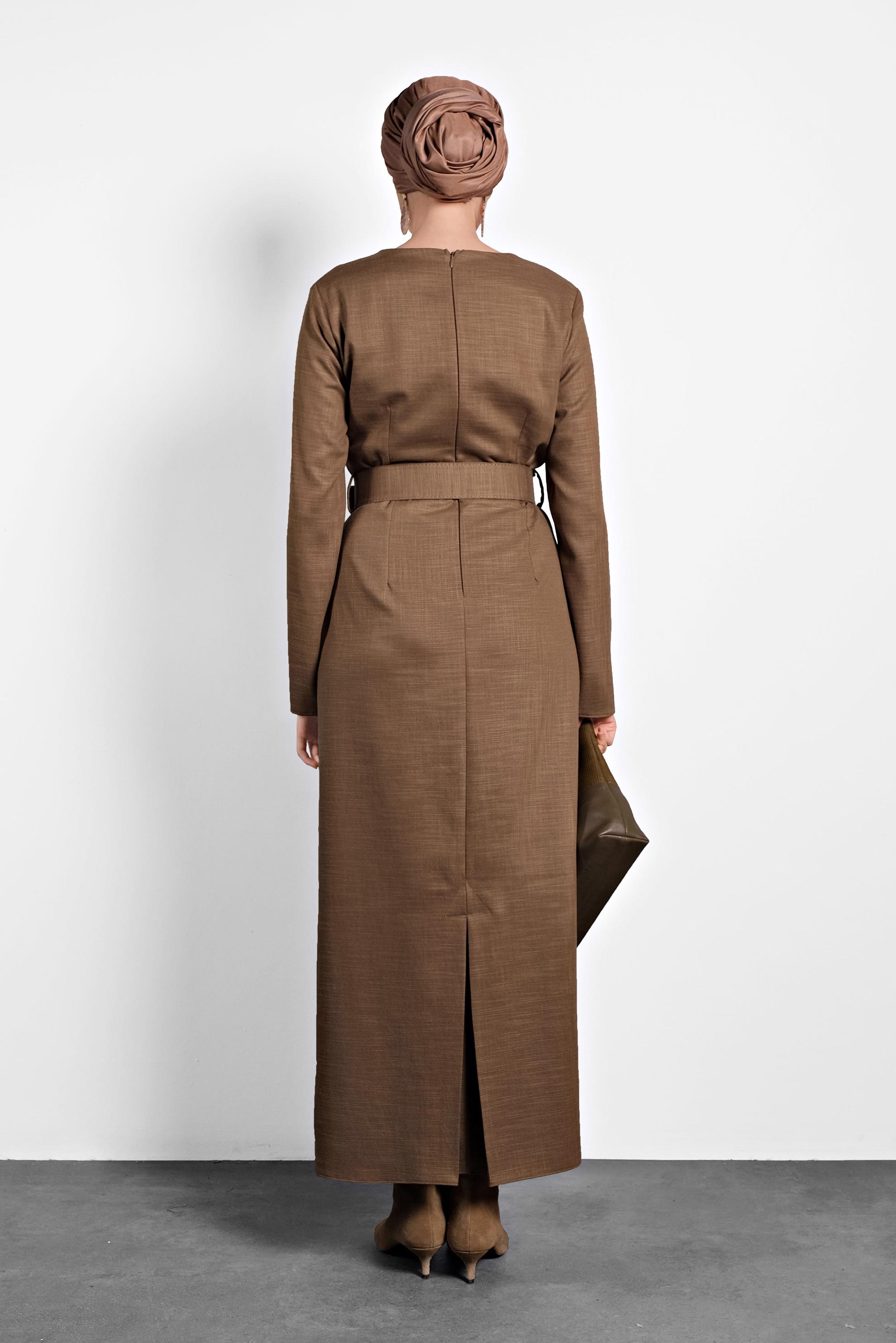 Tesettür giyim VİZON KEMERLİ ELBİSE 40372 