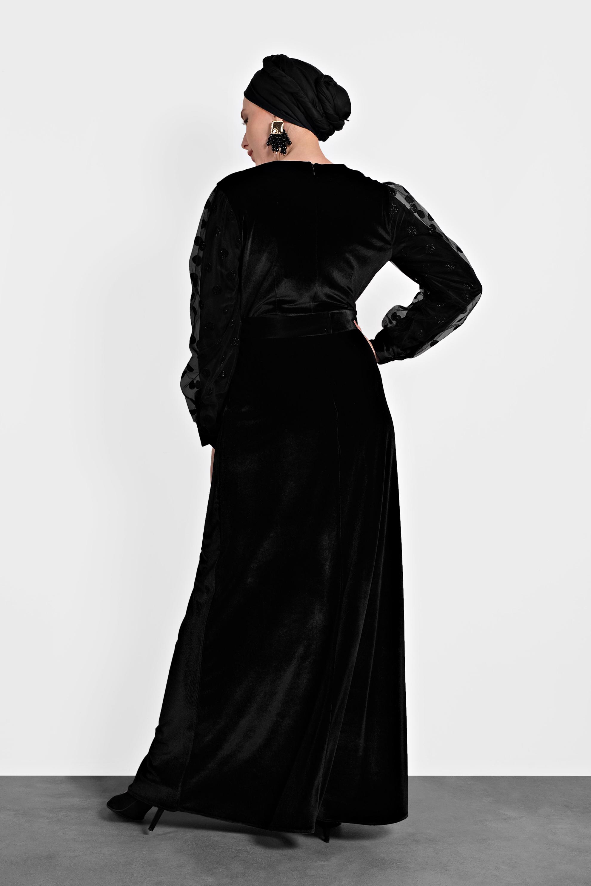 Tesettür giyim SİYAH KADİFE KOLLARI TÜLLÜ KEMERLİ ELBİSE 40378 