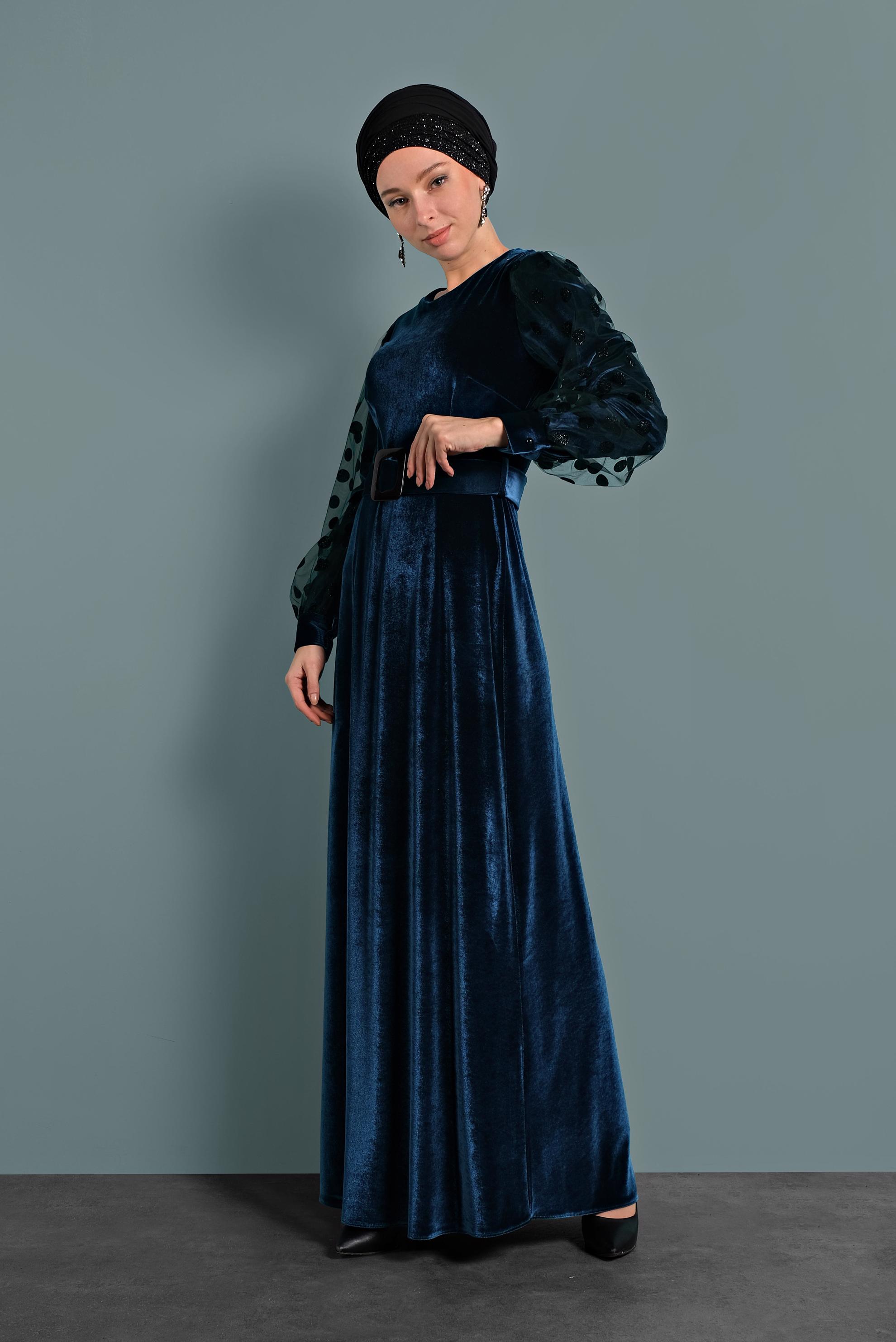 Tesettür giyim LACİVERT KADİFE KOLLARI TÜLLÜ KEMERLİ ELBİSE 40378 