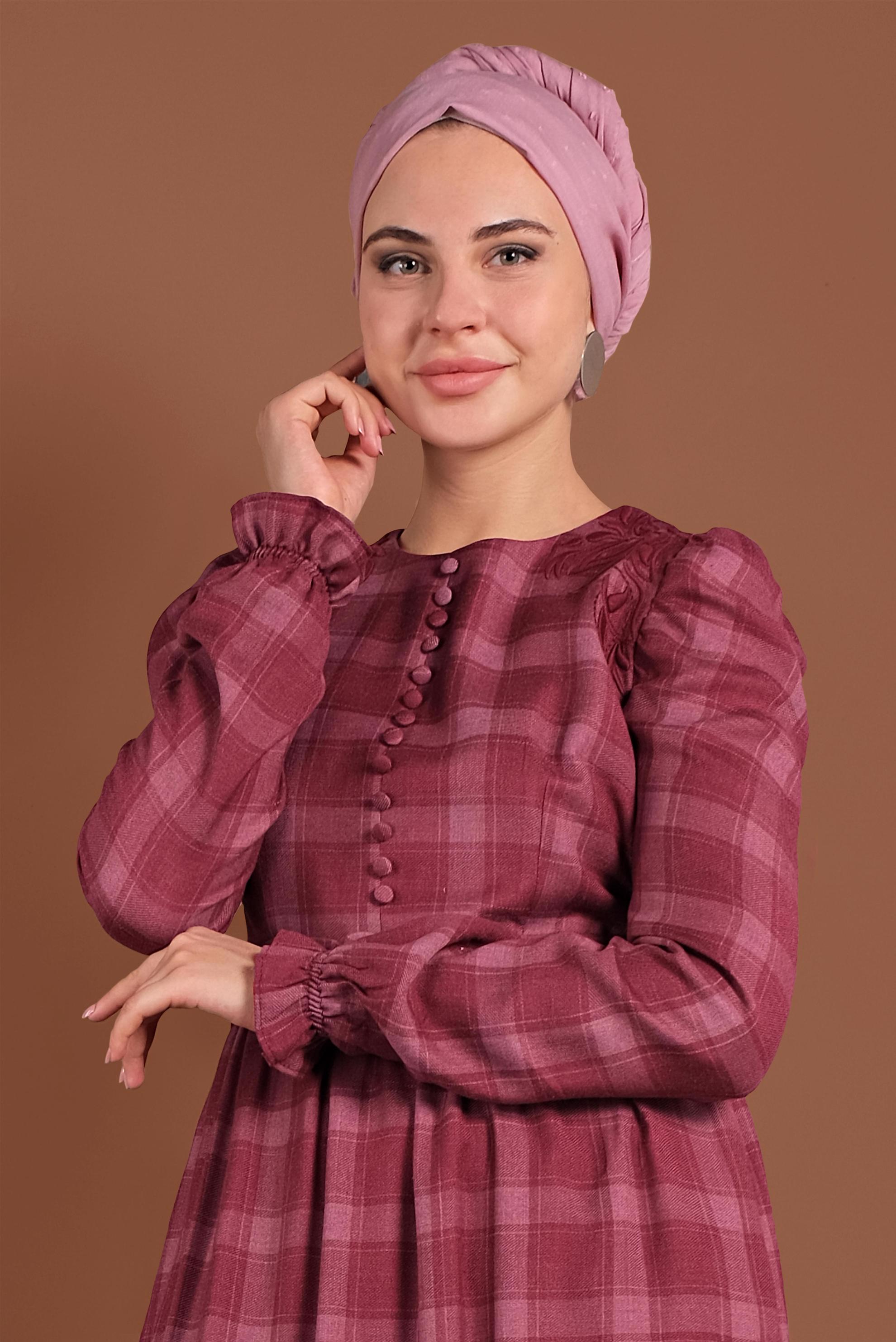 Tesettür giyim BORDO DÜĞMELİ EKOSE ELBİSE 40383 