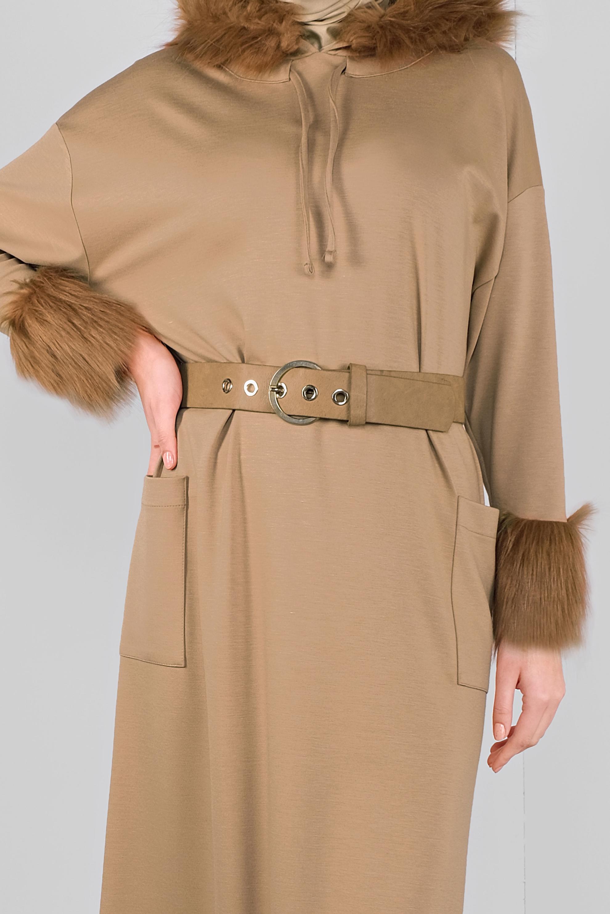 Tesettür giyim BEJ KAPÜŞONLU KÜRK DETAYLI ELBİSE 40412 