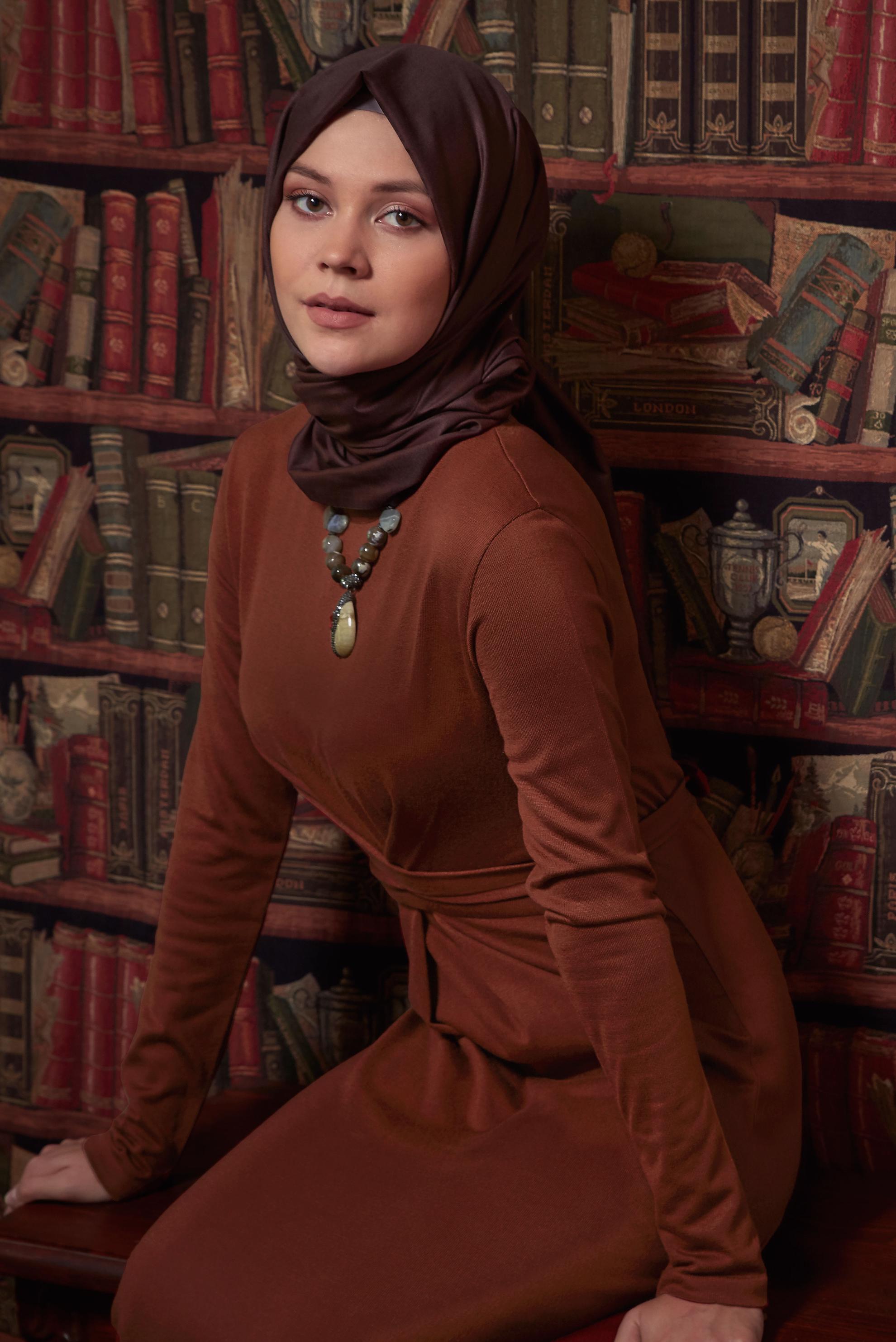 Tesettür giyim TURUNCU BÜZGÜLÜ TRİKO ELBİSE 41029 