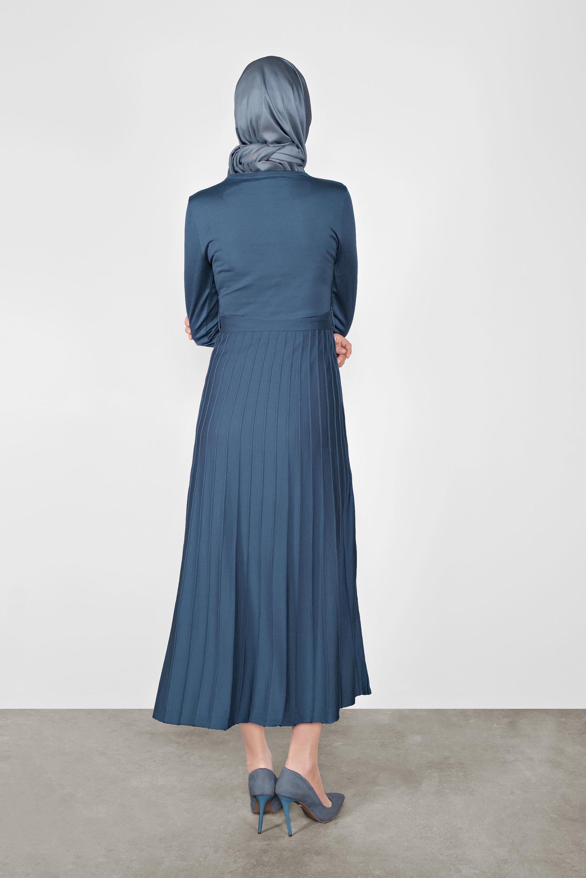 Tesettür giyim LACİVERT PİLİSELİ TRİKO ELBİSE 41031