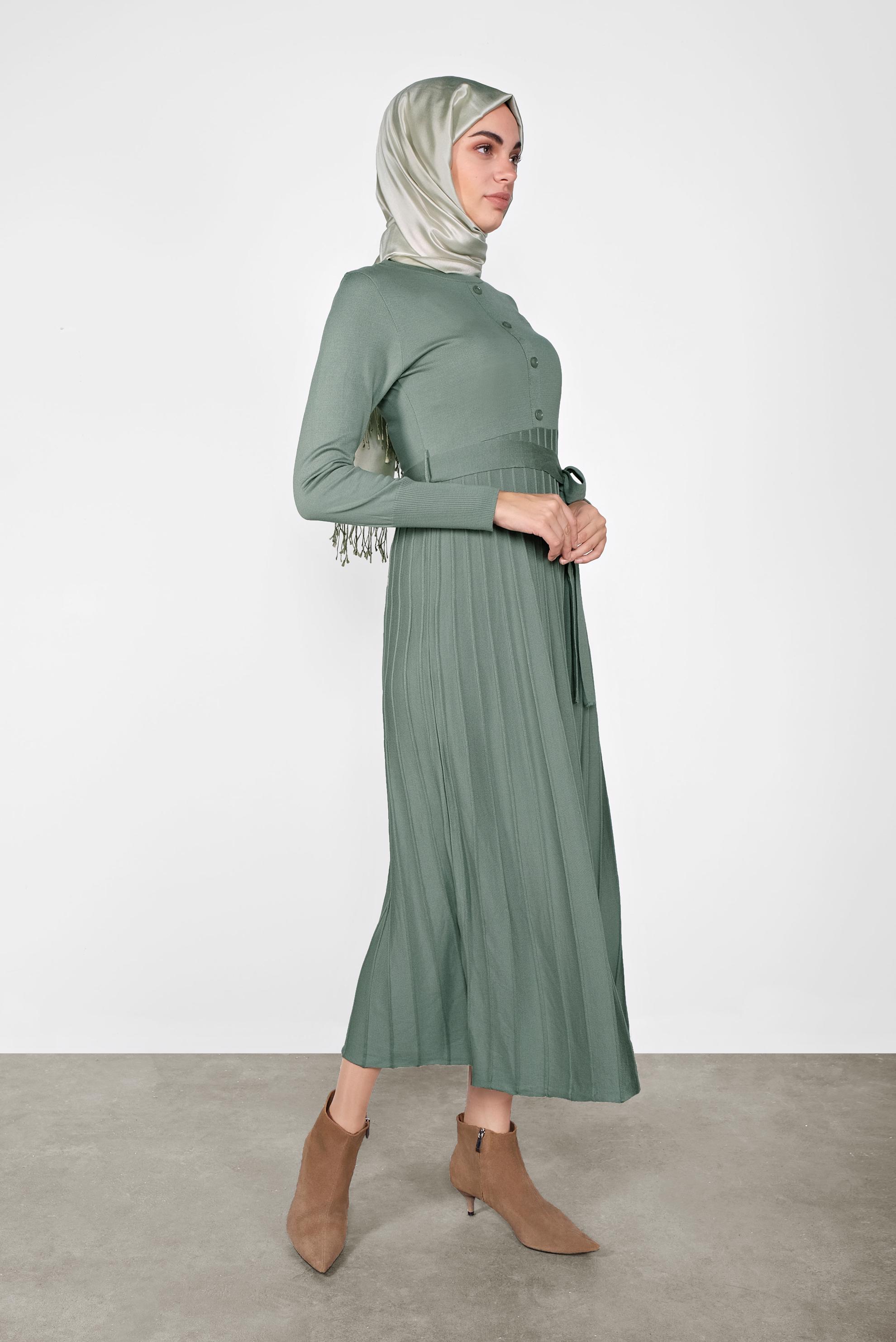 Tesettür giyim YEŞİL PİLİSELİ TRİKO ELBİSE 41031