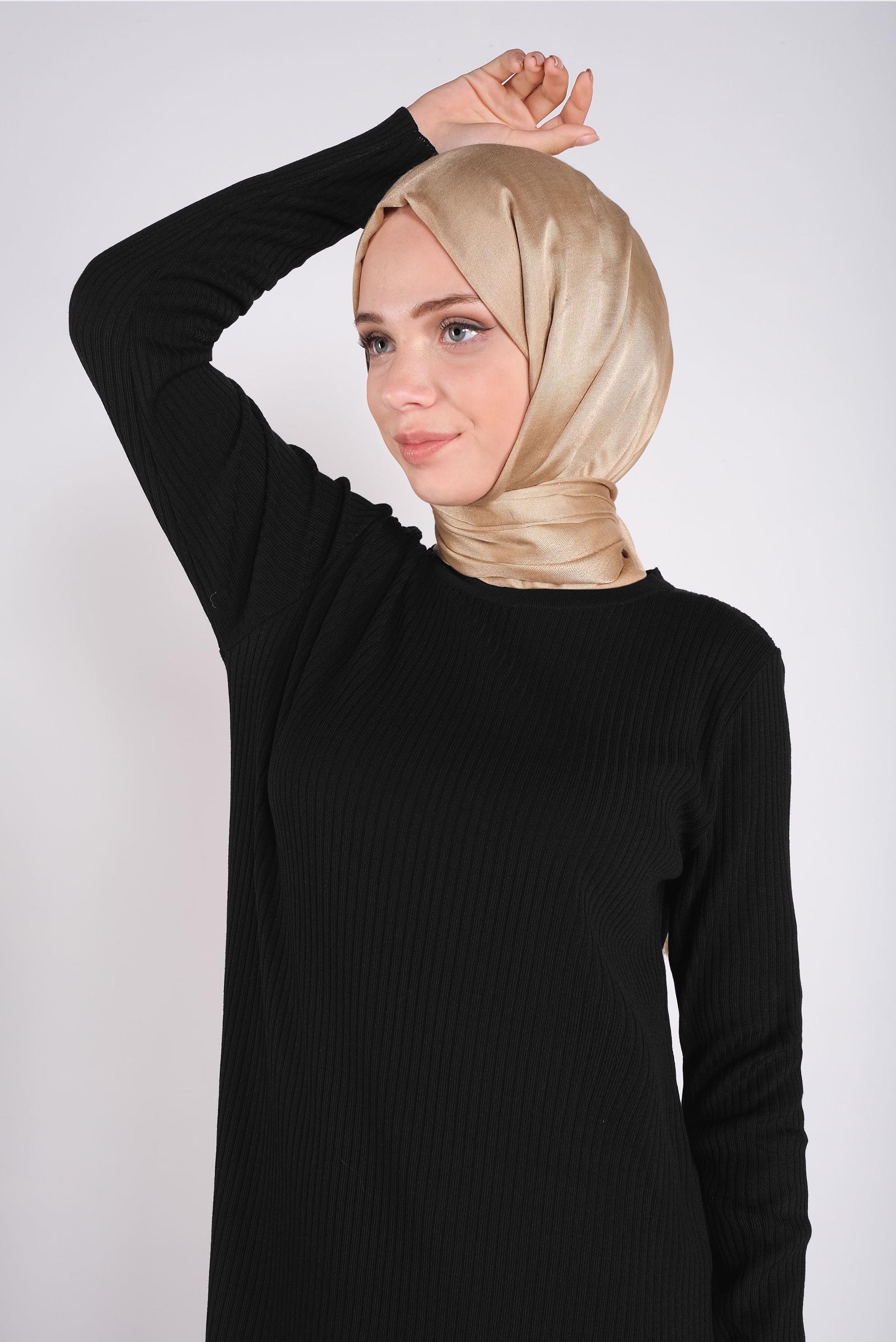 Tesettür giyim SİYAH DÜĞME DETAYLI TRİKO ELBİSE 41032 