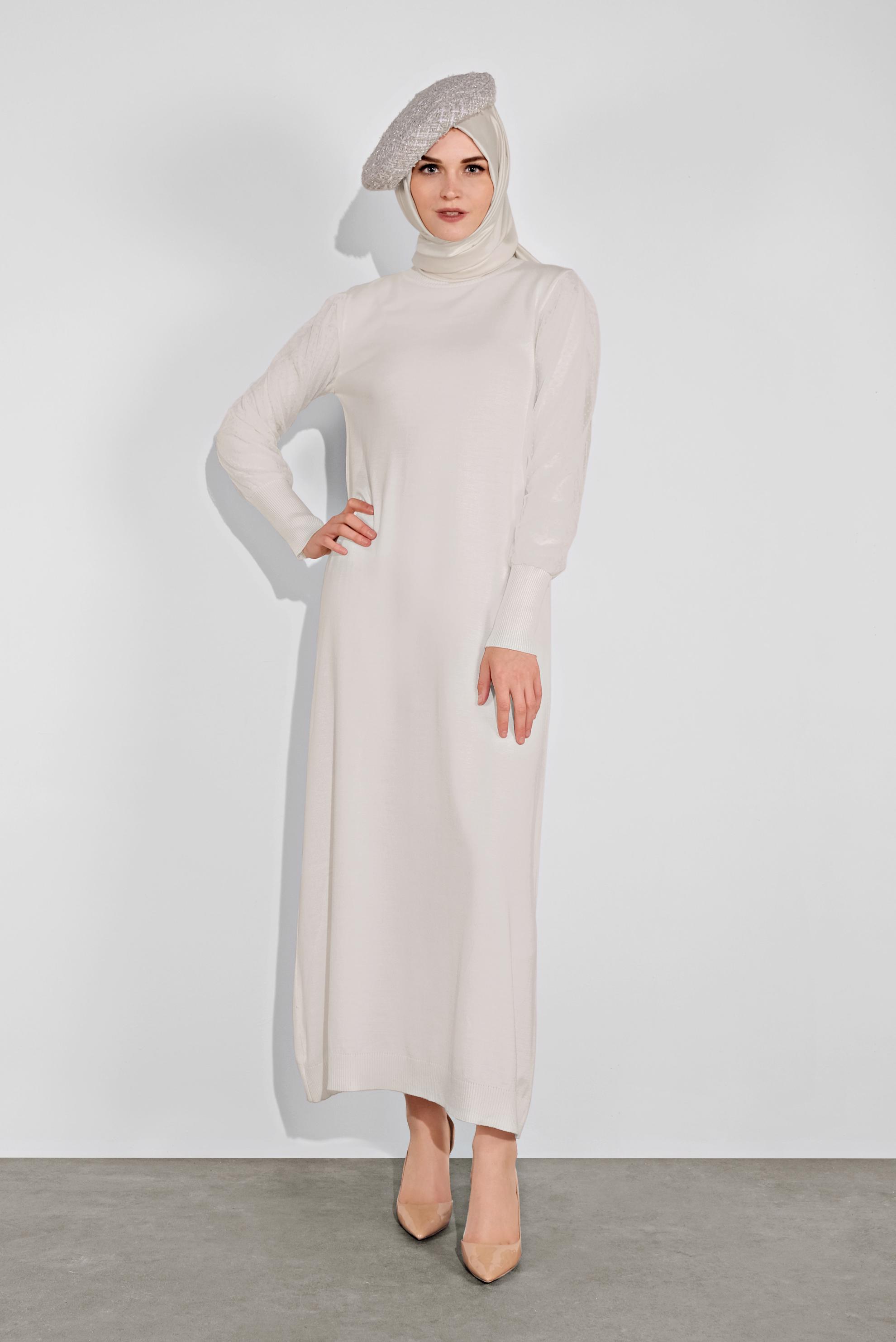 Tesettür giyim BEYAZ BALON KOL TRİKO ELBİSE 41033 