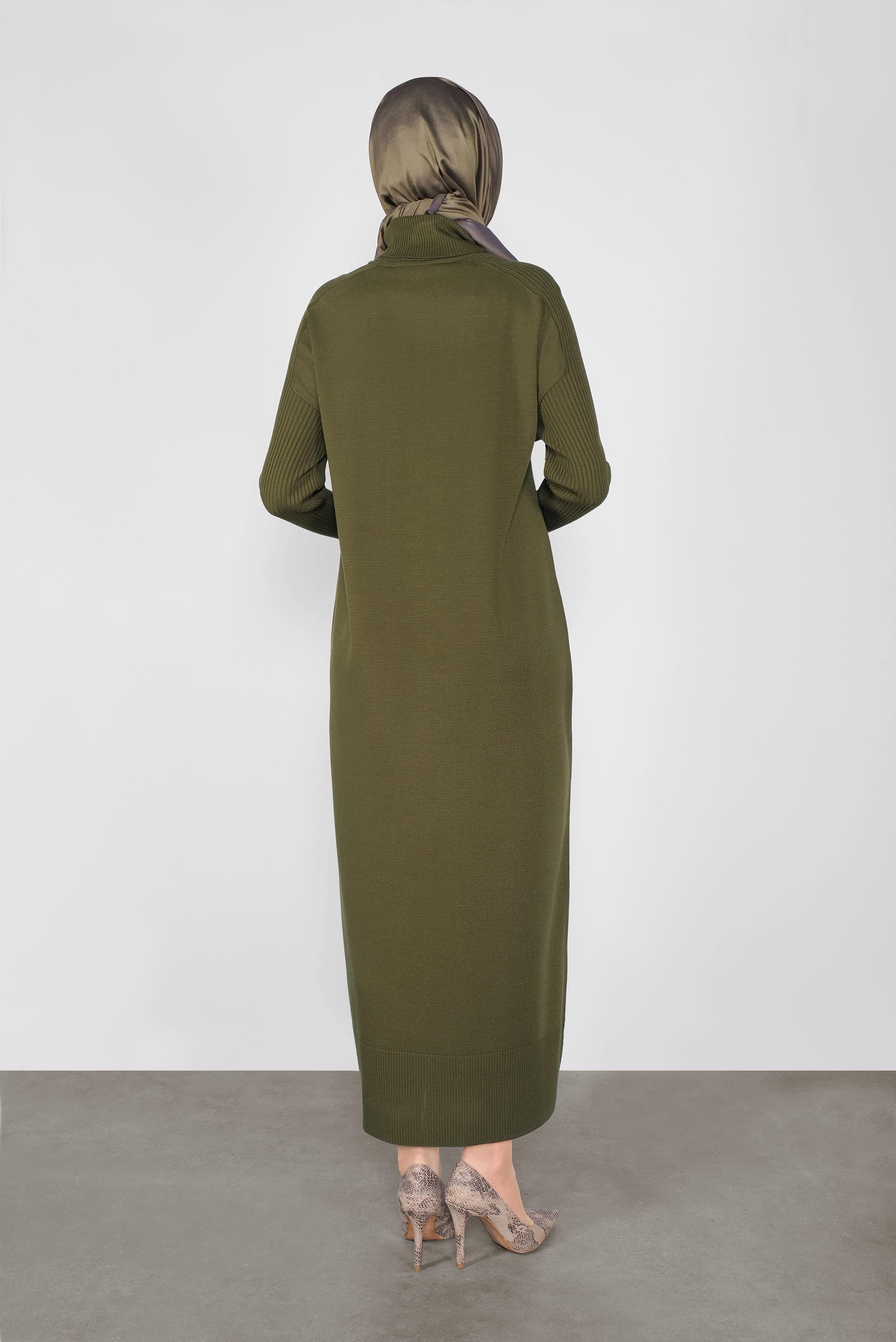 Tesettür giyim HAKİ BOĞAZLI TRİKO ELBİSE 41074 