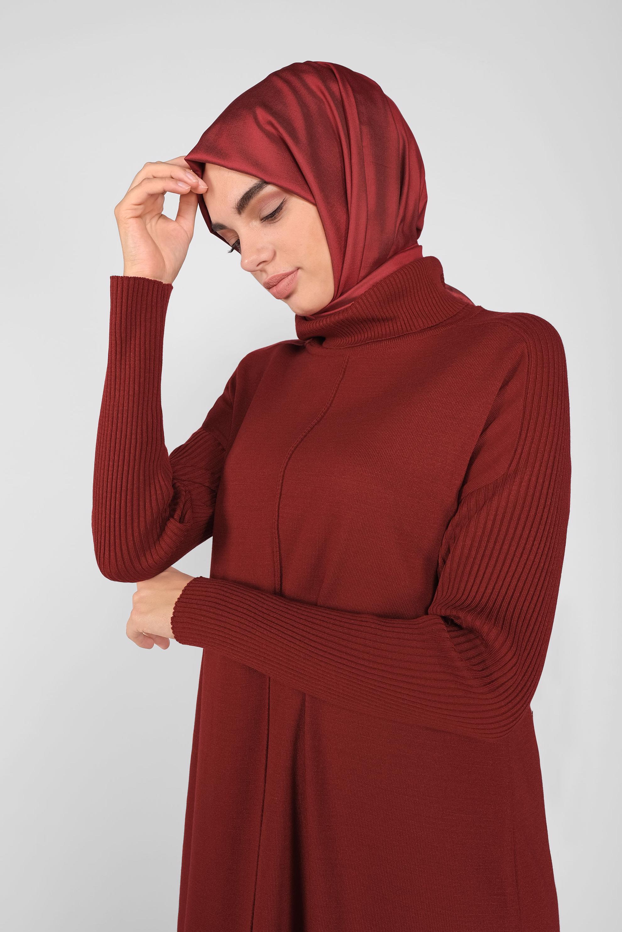 Tesettür giyim KIRMIZI BOĞAZLI TRİKO ELBİSE 41074 