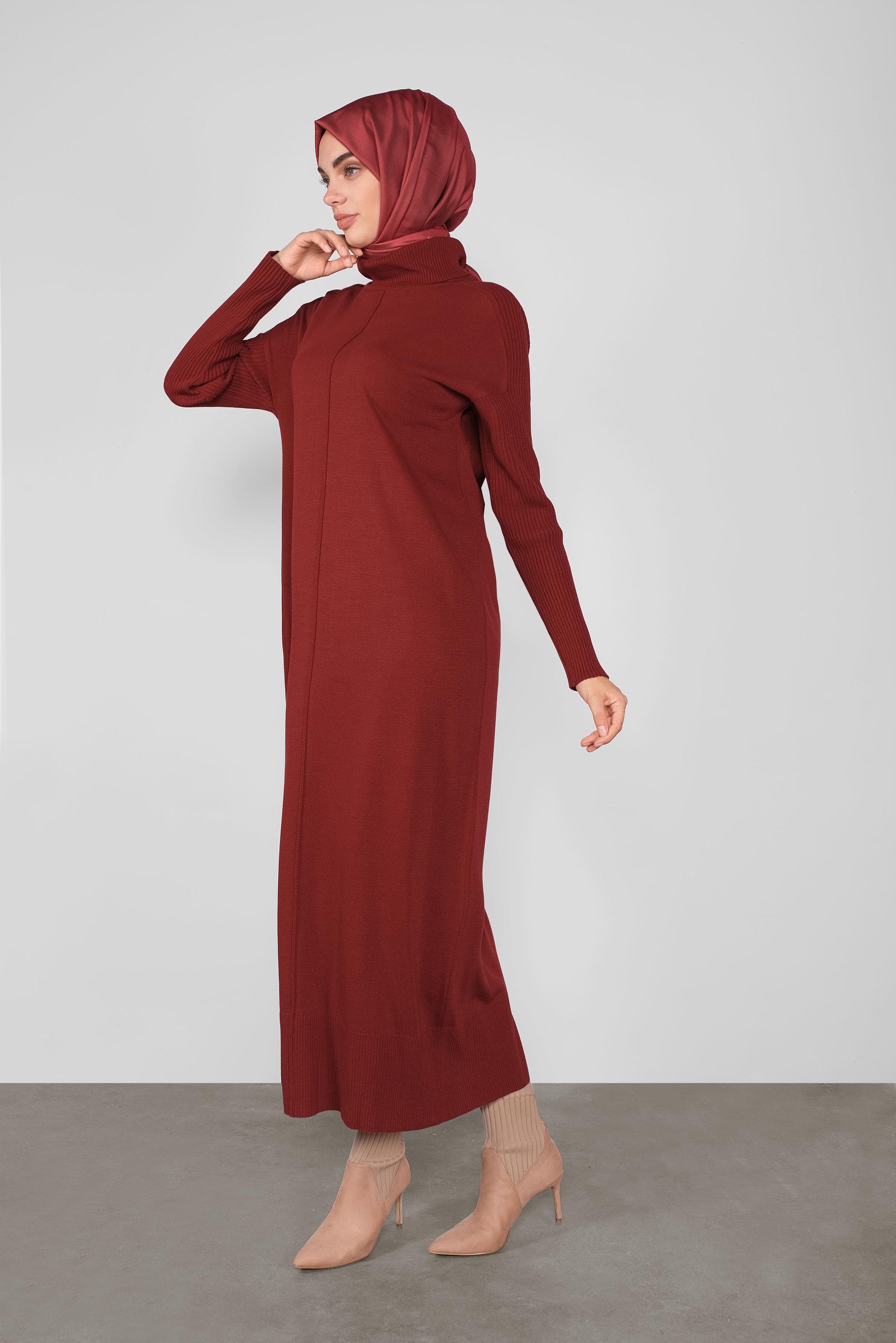 Tesettür giyim KIRMIZI BOĞAZLI TRİKO ELBİSE 41074 